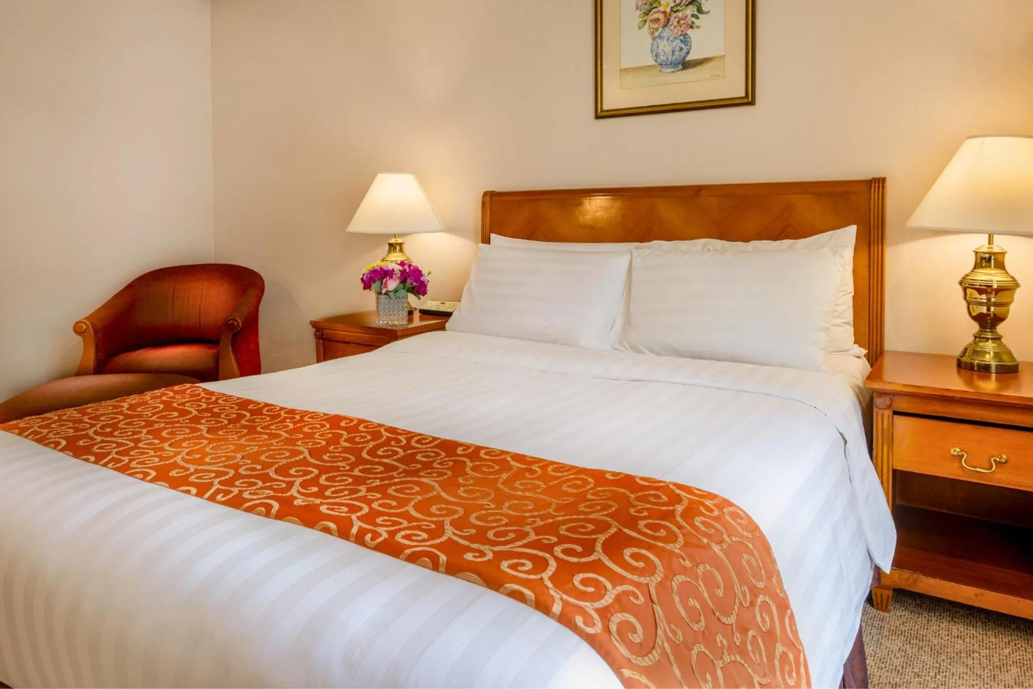 Bed in Richmonde Hotel Ortigas, Manila