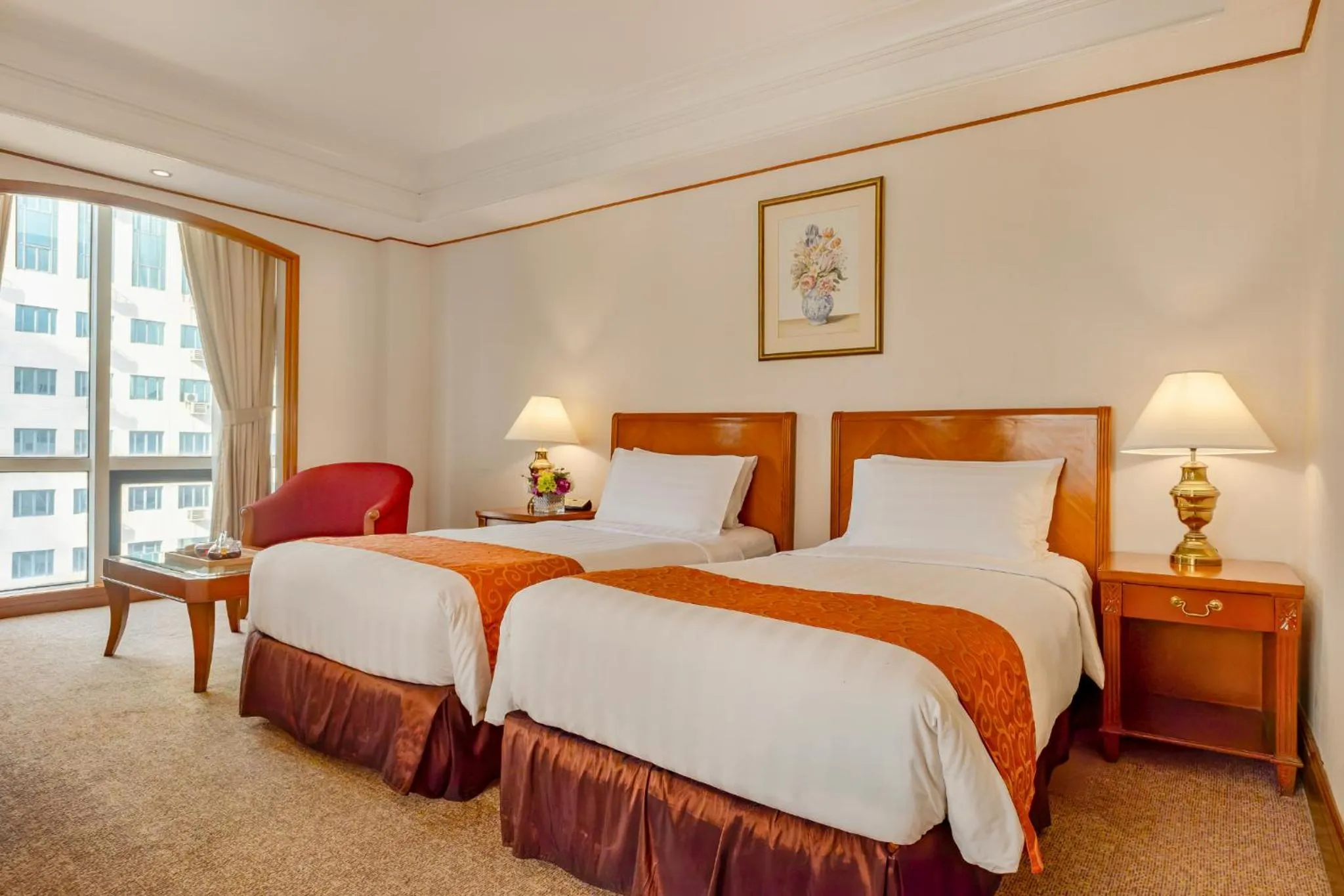 Bed in Richmonde Hotel Ortigas, Manila