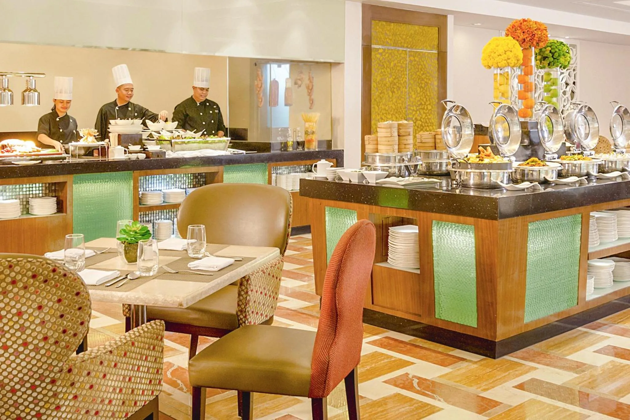 Restaurant/places to eat in Richmonde Hotel Ortigas, Manila