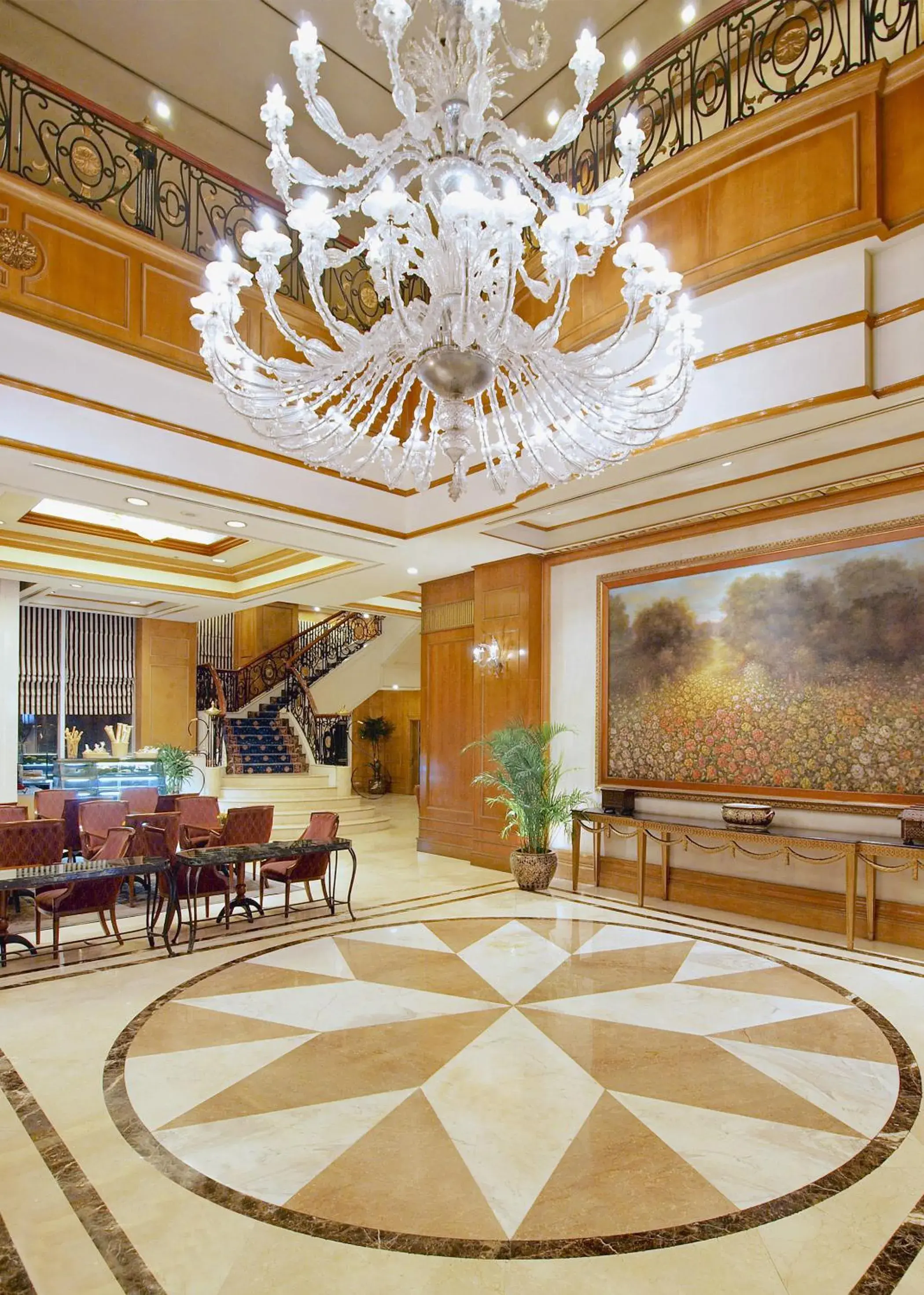 Lobby or reception in Richmonde Hotel Ortigas, Manila Lobby or reception in Richmonde Hotel Ortigas, Manila