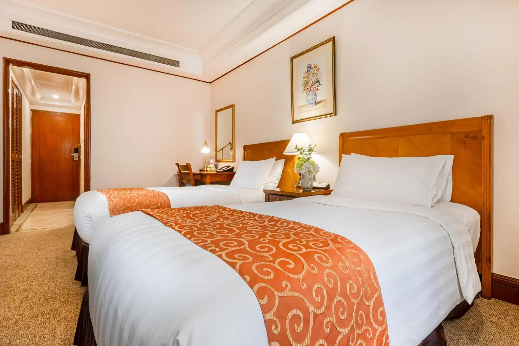 Bed in Richmonde Hotel Ortigas, Manila Bed in Richmonde Hotel Ortigas, Manila