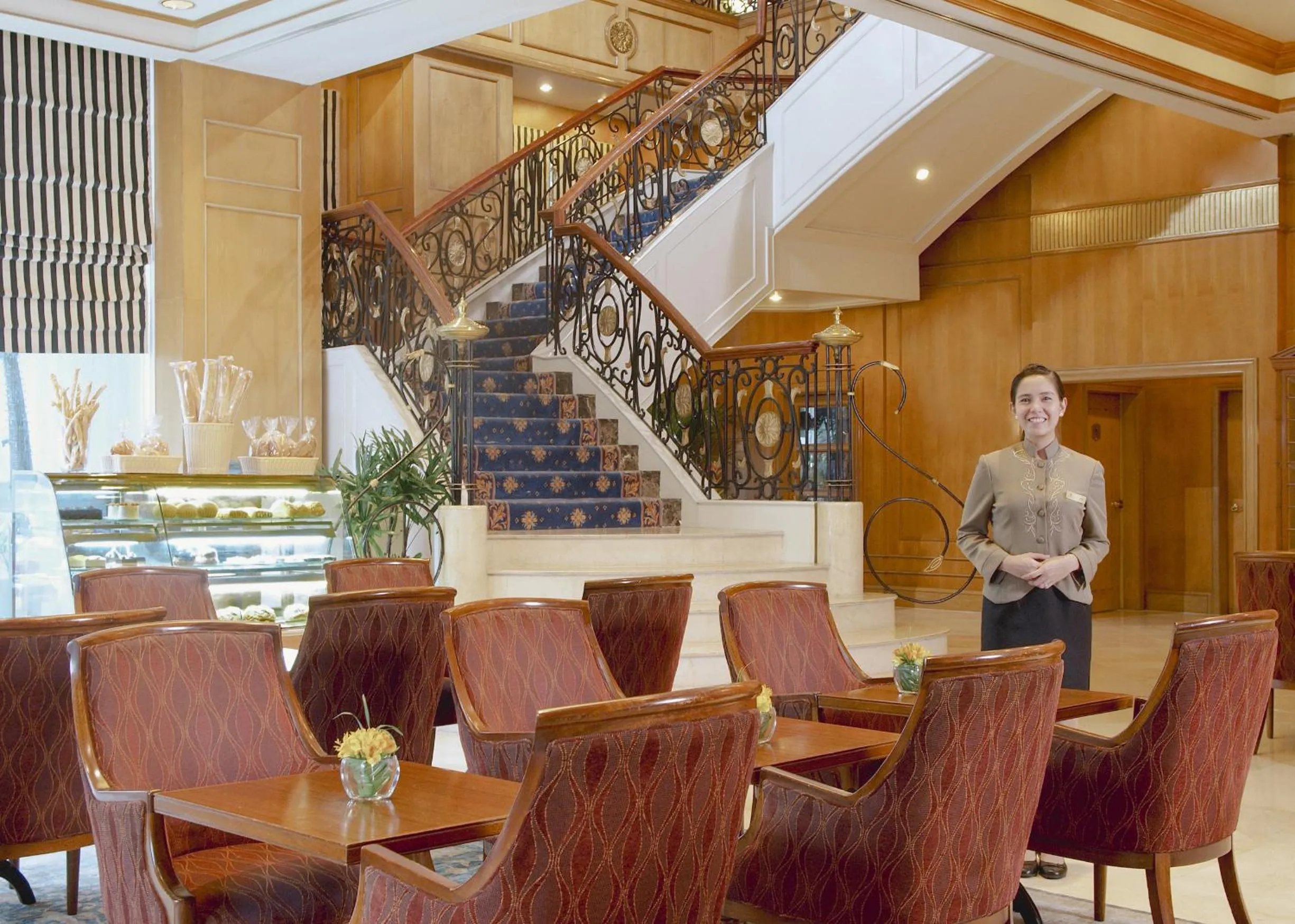 Restaurant/places to eat in Richmonde Hotel Ortigas, Manila