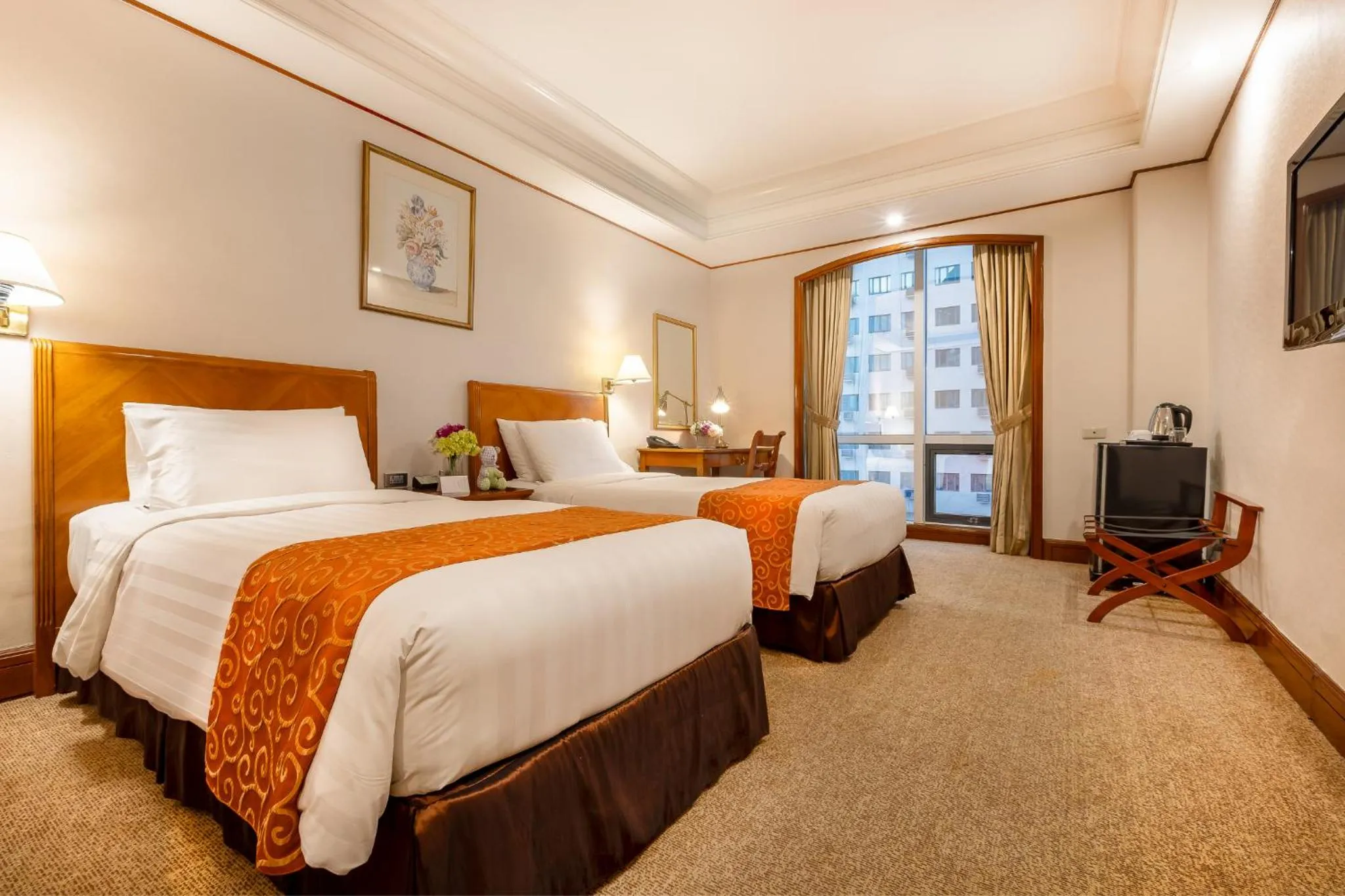 Bed in Richmonde Hotel Ortigas, Manila