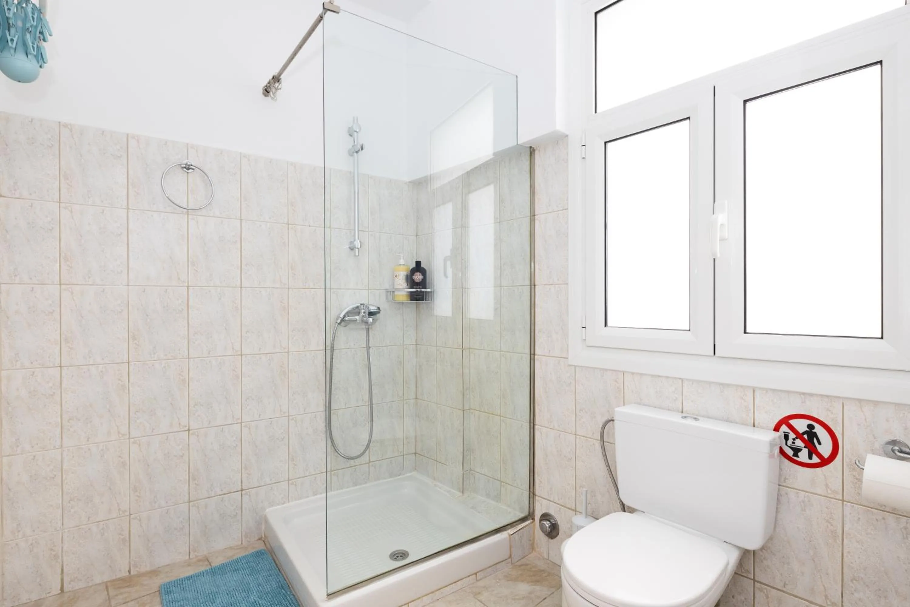 Shower in Apartments Historical Center