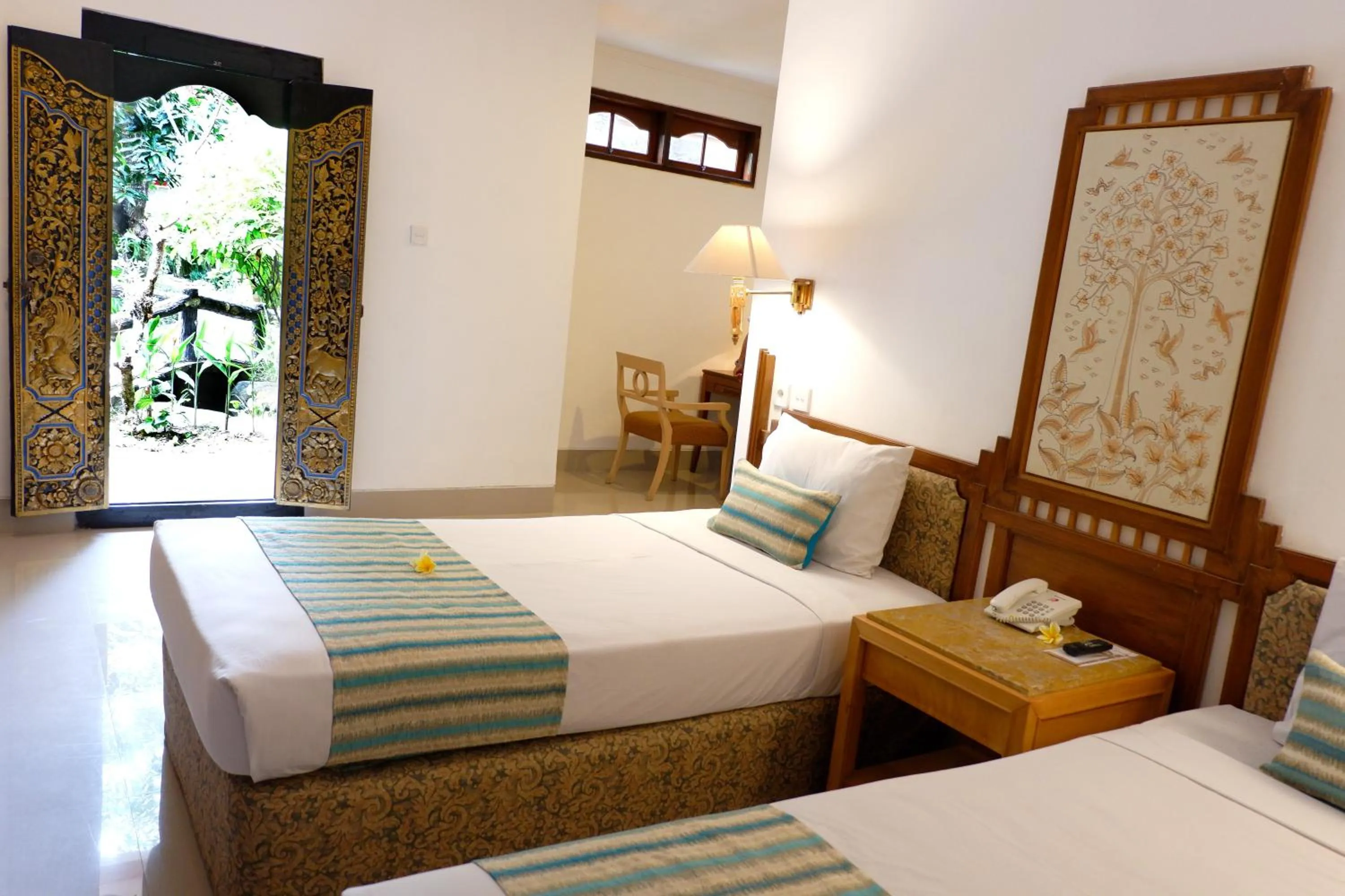 Bedroom, Bed in Seminyak Paradiso Hotel