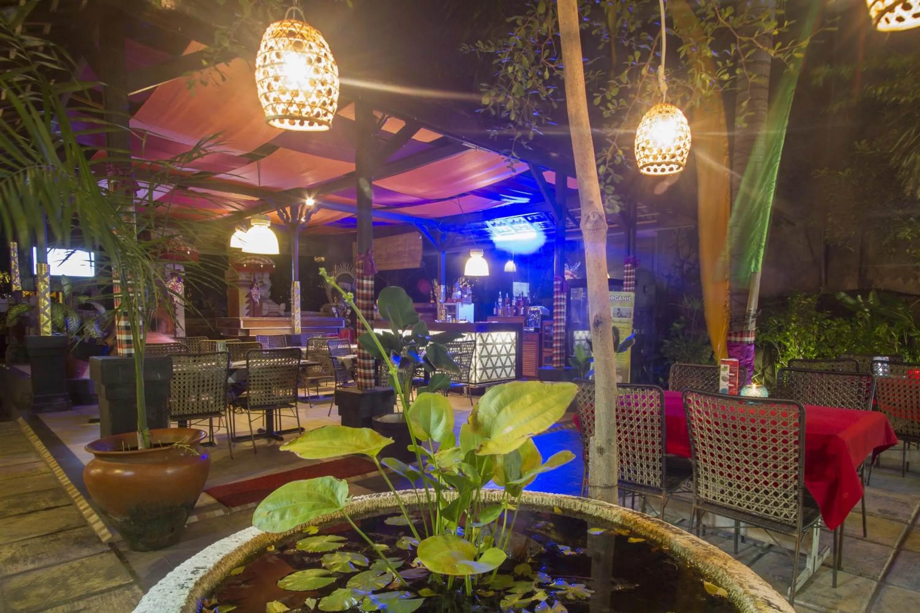 Restaurant/places to eat in Seminyak Paradiso Hotel