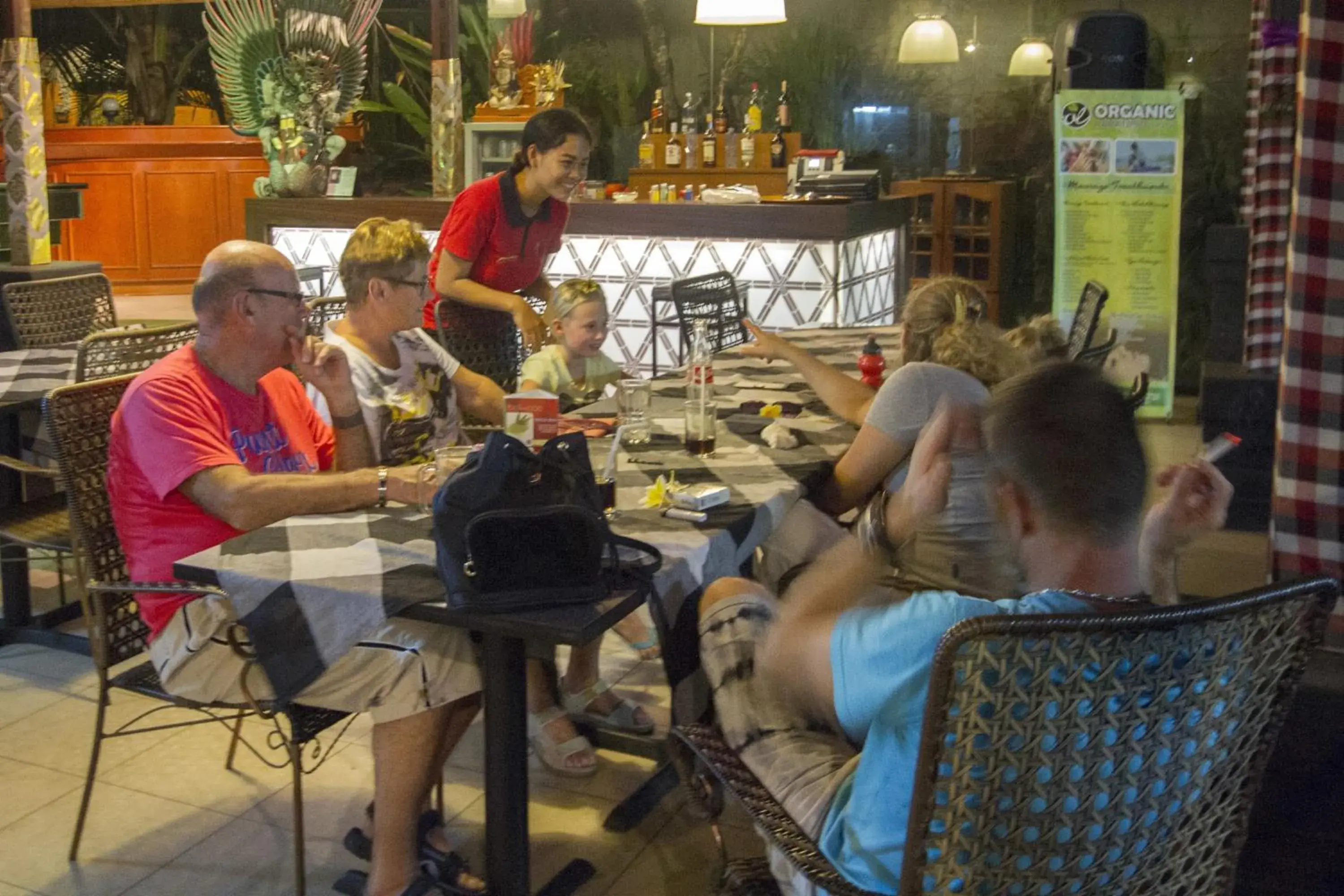 Restaurant/places to eat in Seminyak Paradiso Hotel Restaurant/places to eat in Seminyak Paradiso Hotel