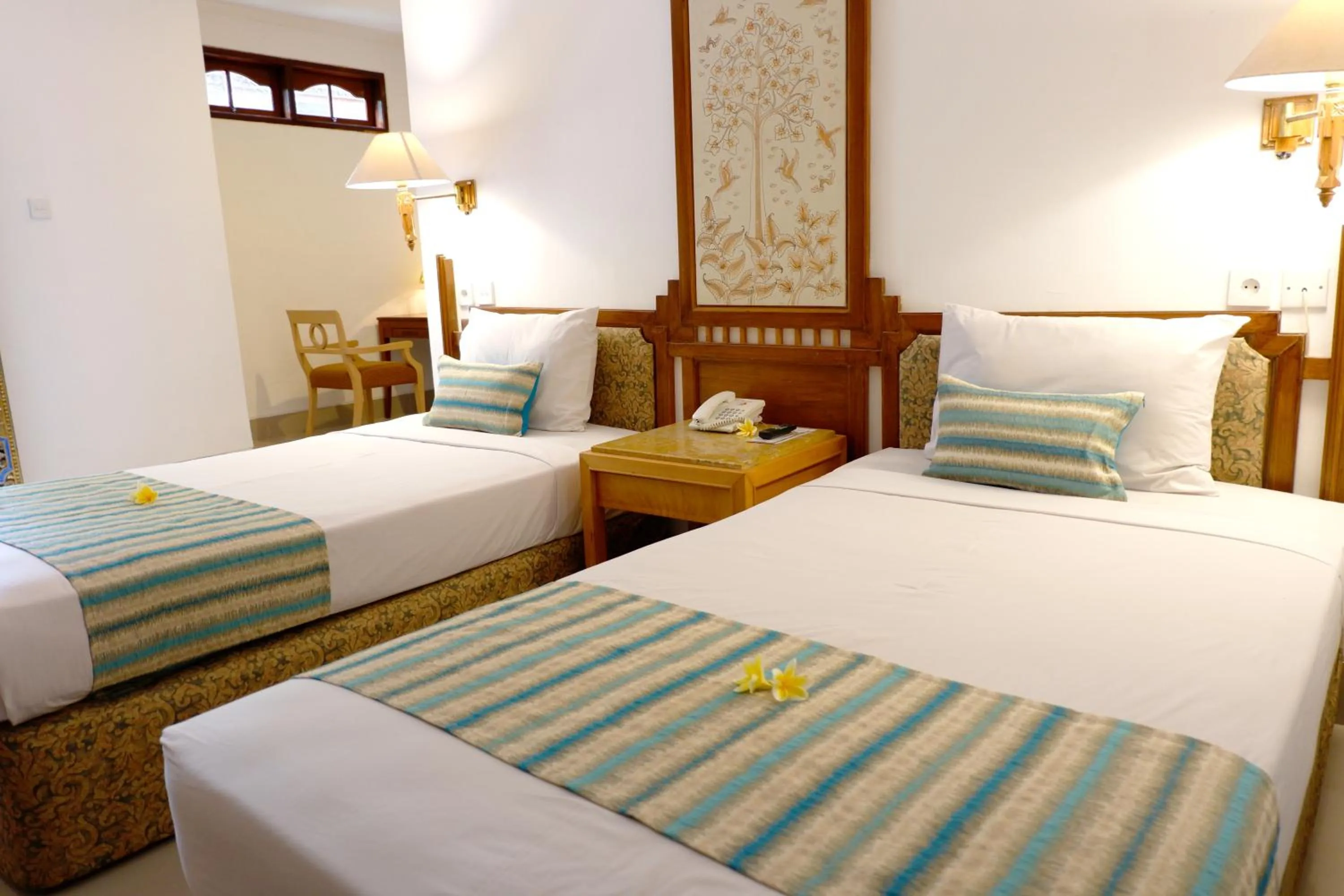 Bed in Seminyak Paradiso Hotel