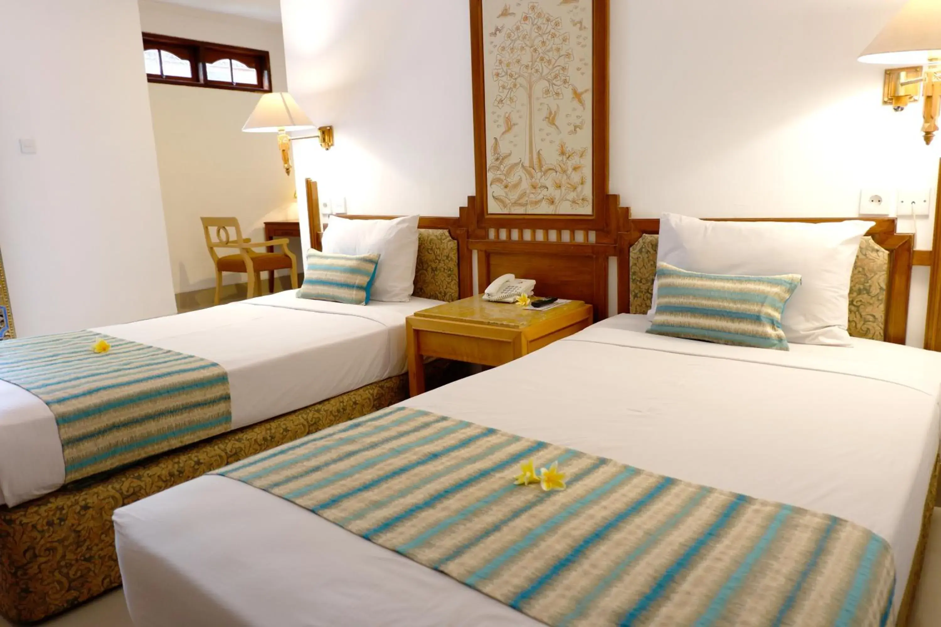 Bed in Seminyak Paradiso Hotel Bed in Seminyak Paradiso Hotel