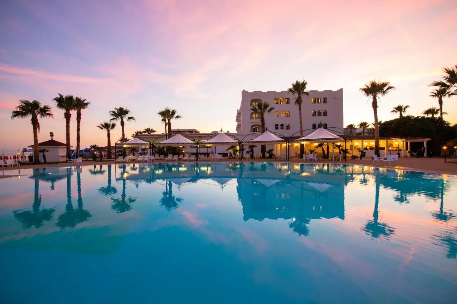 Swimming Pool in Hotel Baia D'oro