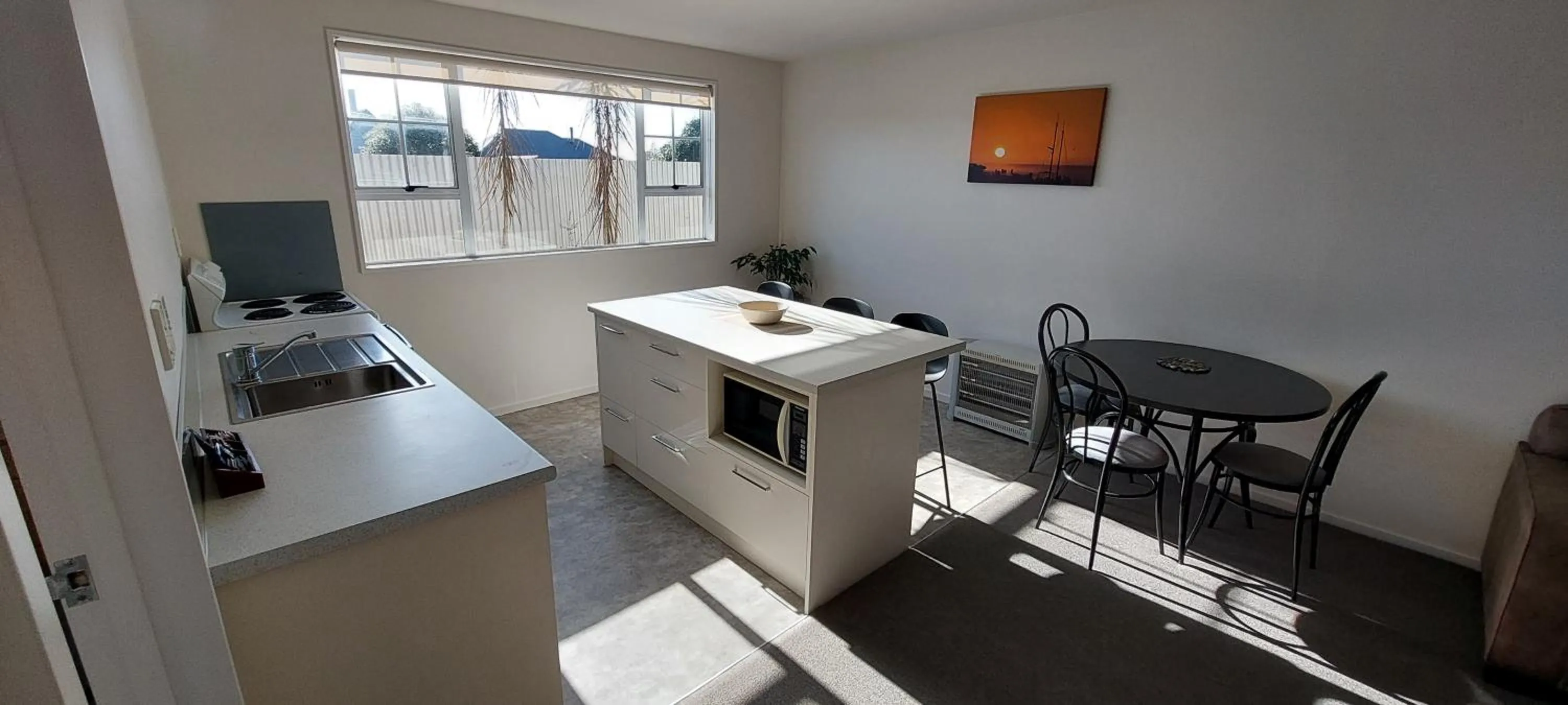 Kitchen or kitchenette in Fitzherbert Court Motel