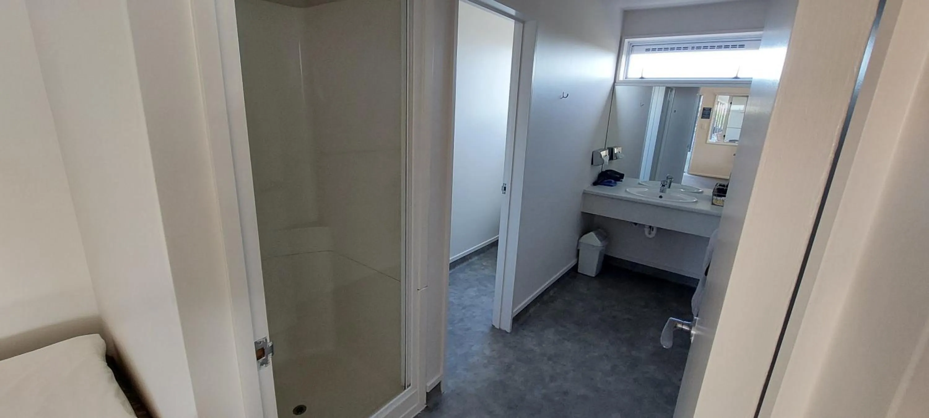 Toilet in Fitzherbert Court Motel