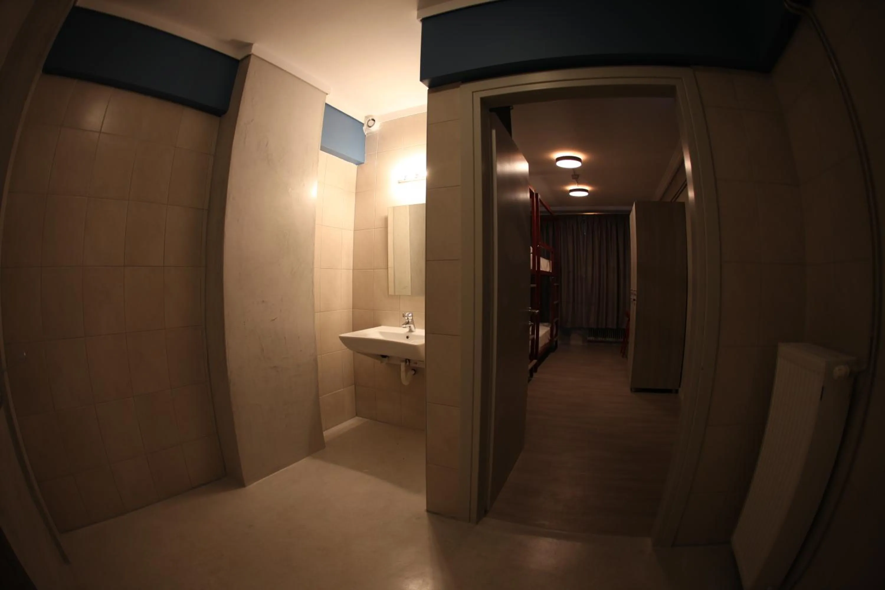 Bathroom in Stay Hybrid Youth Hostel