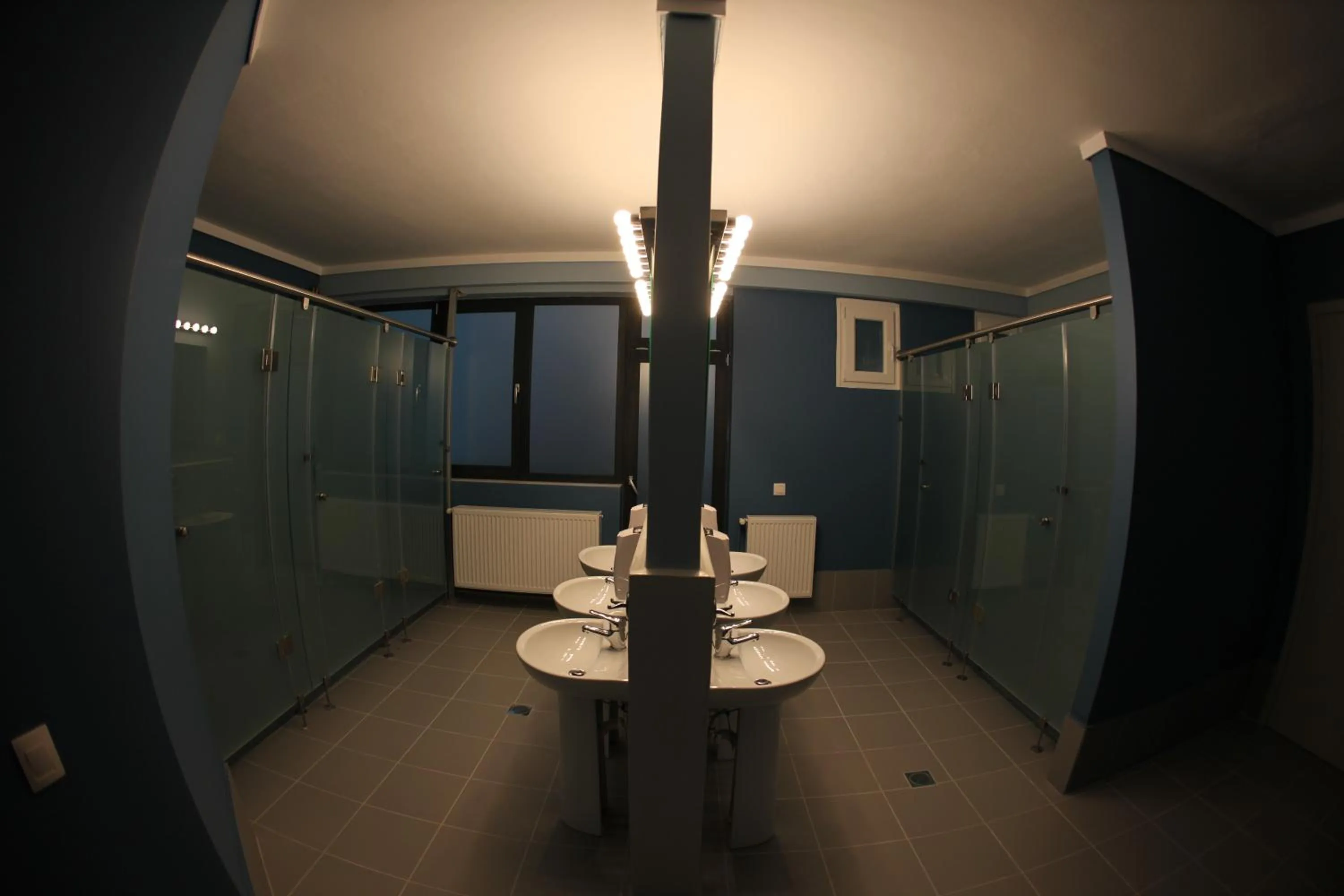 Toilet in Stay Hybrid Youth Hostel