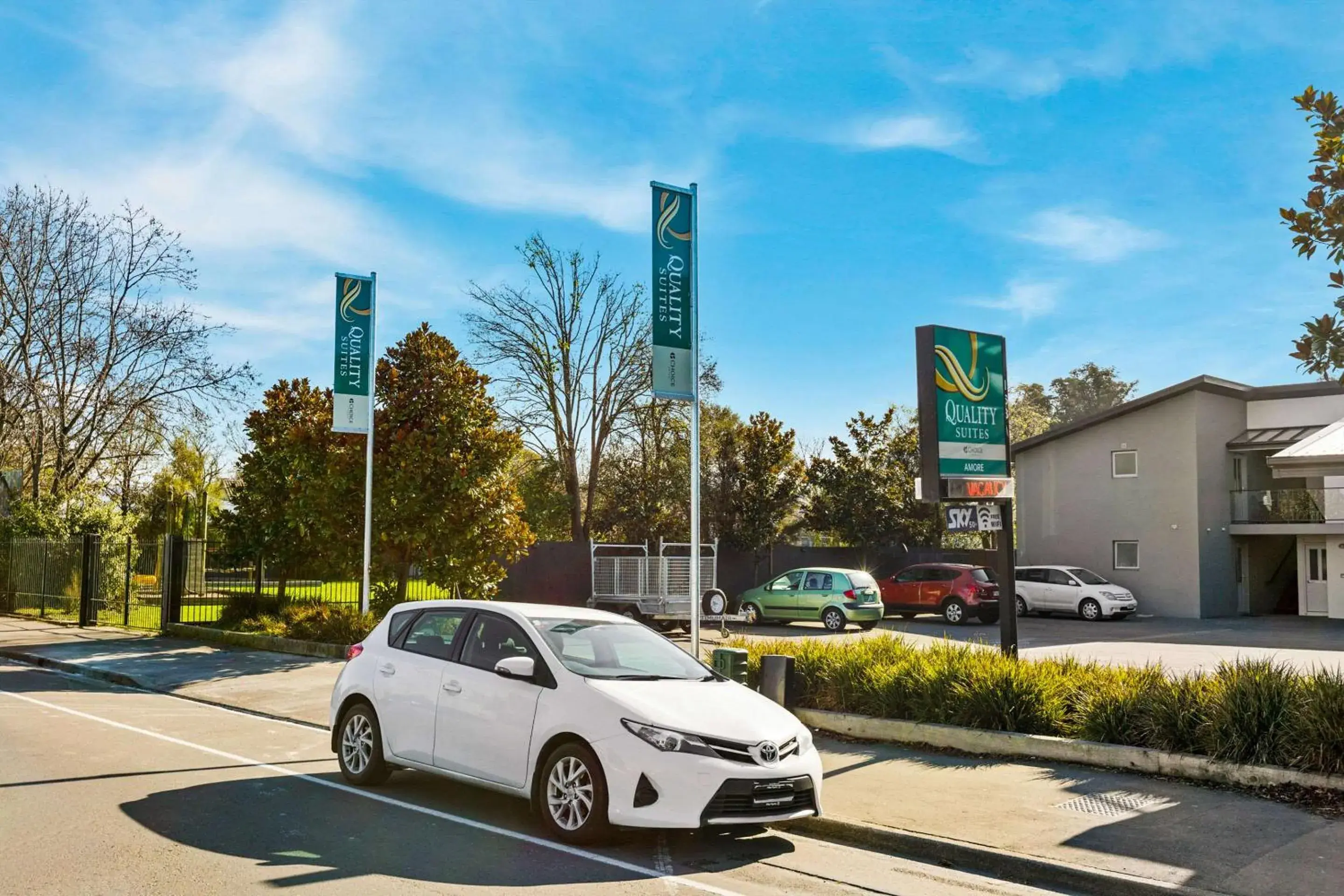 Property building in Quality Suites Amore Property building in Quality Suites Amore