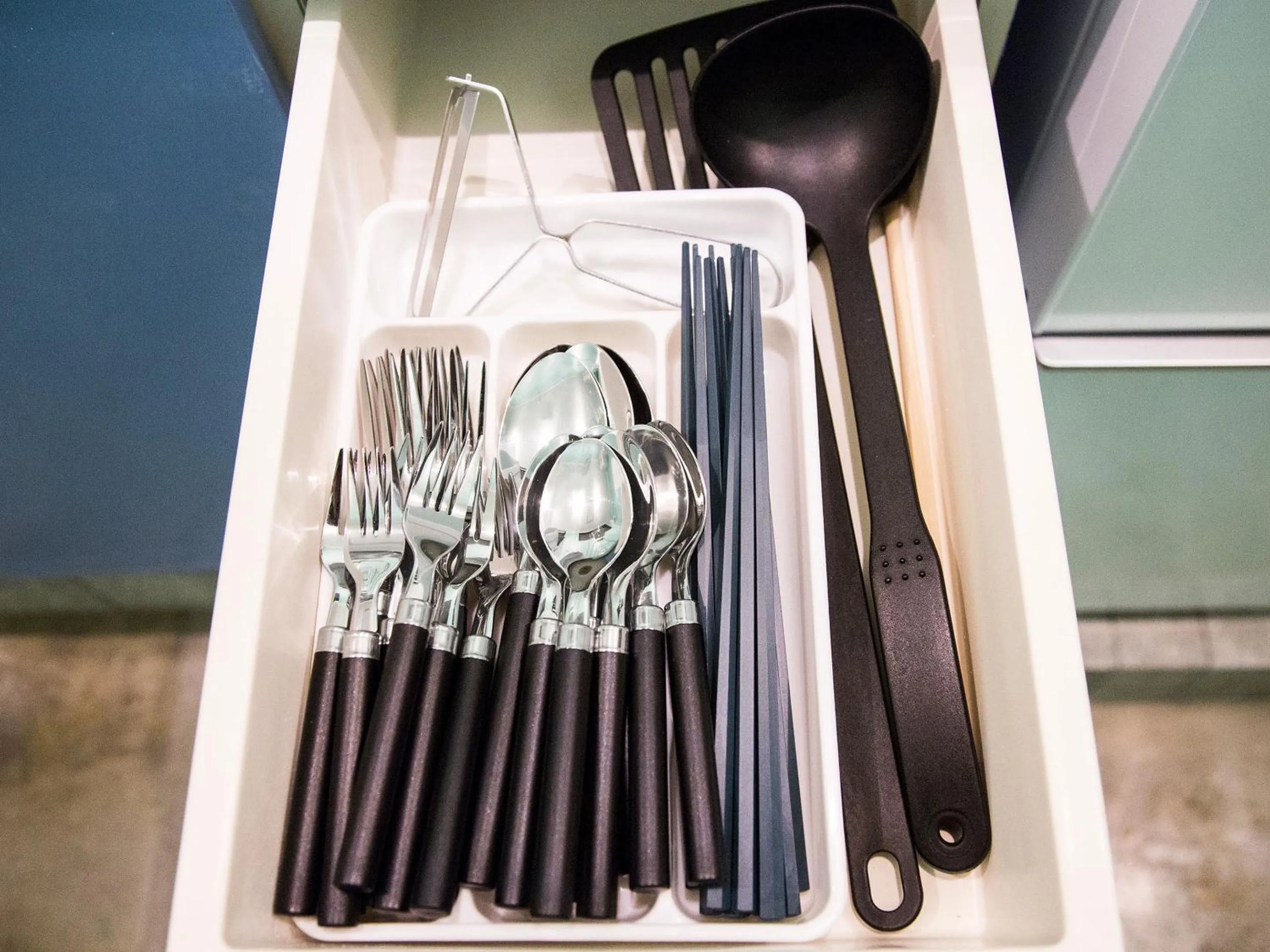 Communal kitchen in Seawall Hostel