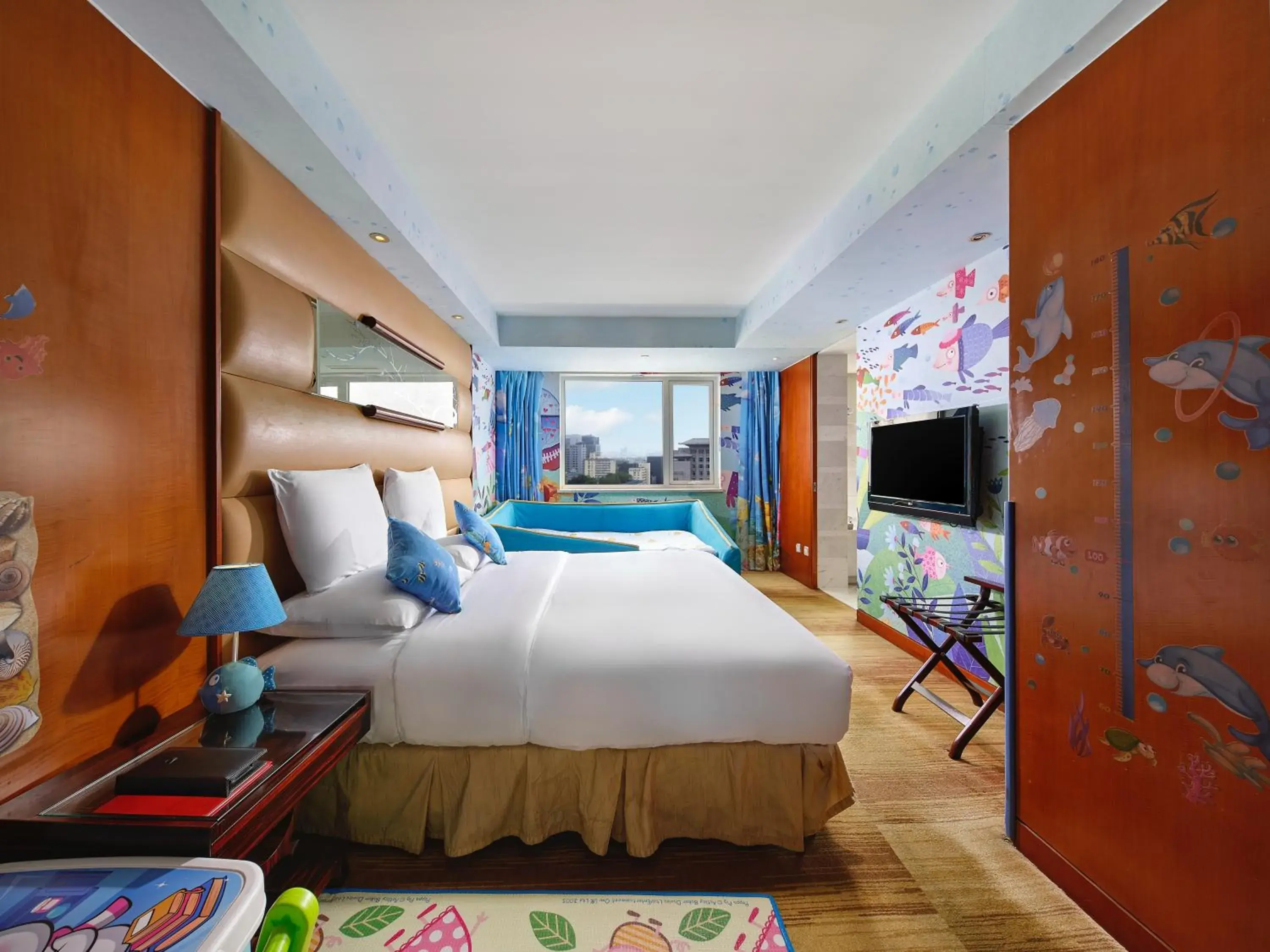 Photo of the whole room, Bed in Gehua New Century Hotel Beijing Photo of the whole room, Bed in Gehua New Century Hotel Beijing