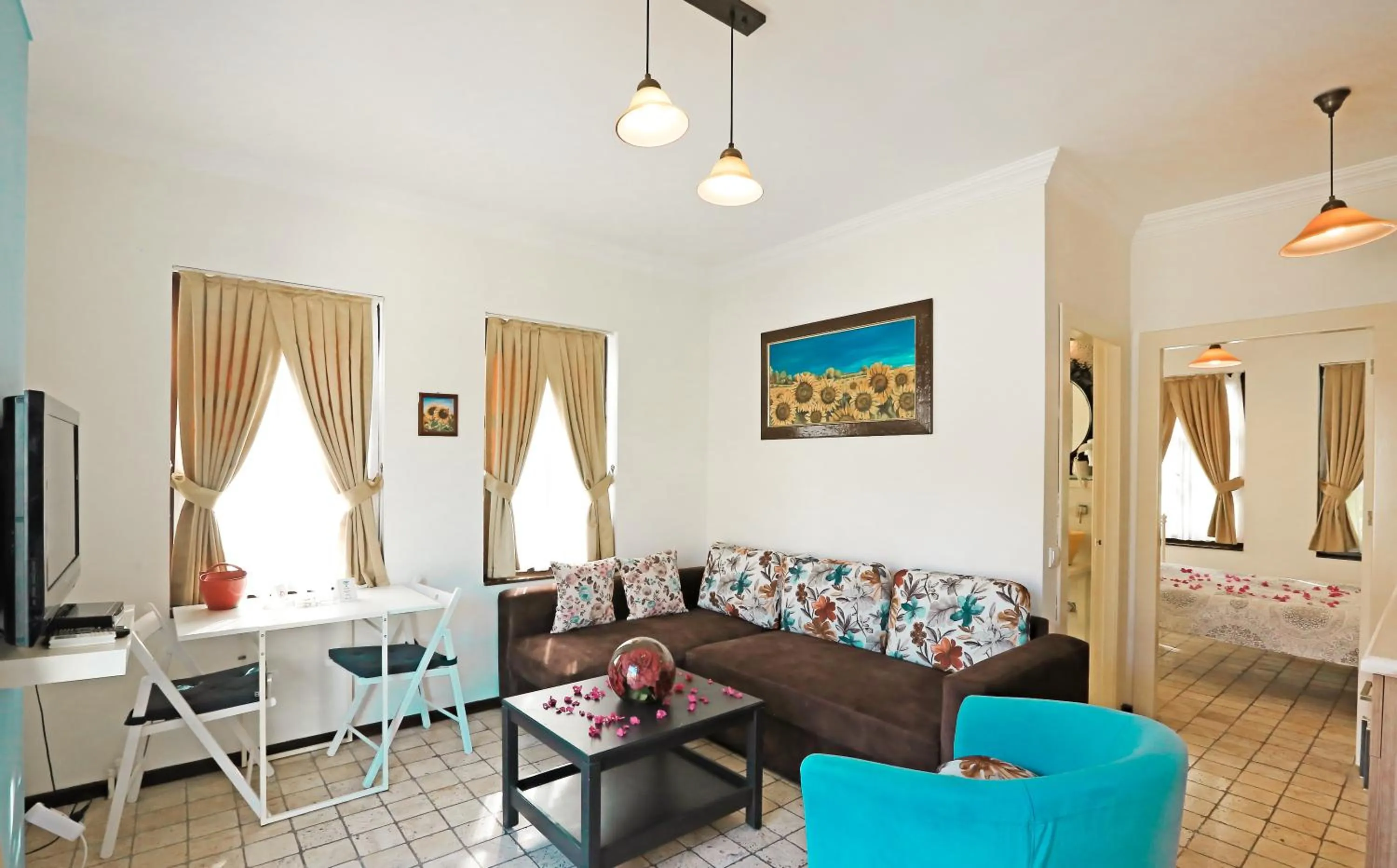 Shower in The Suite Apart Hotel