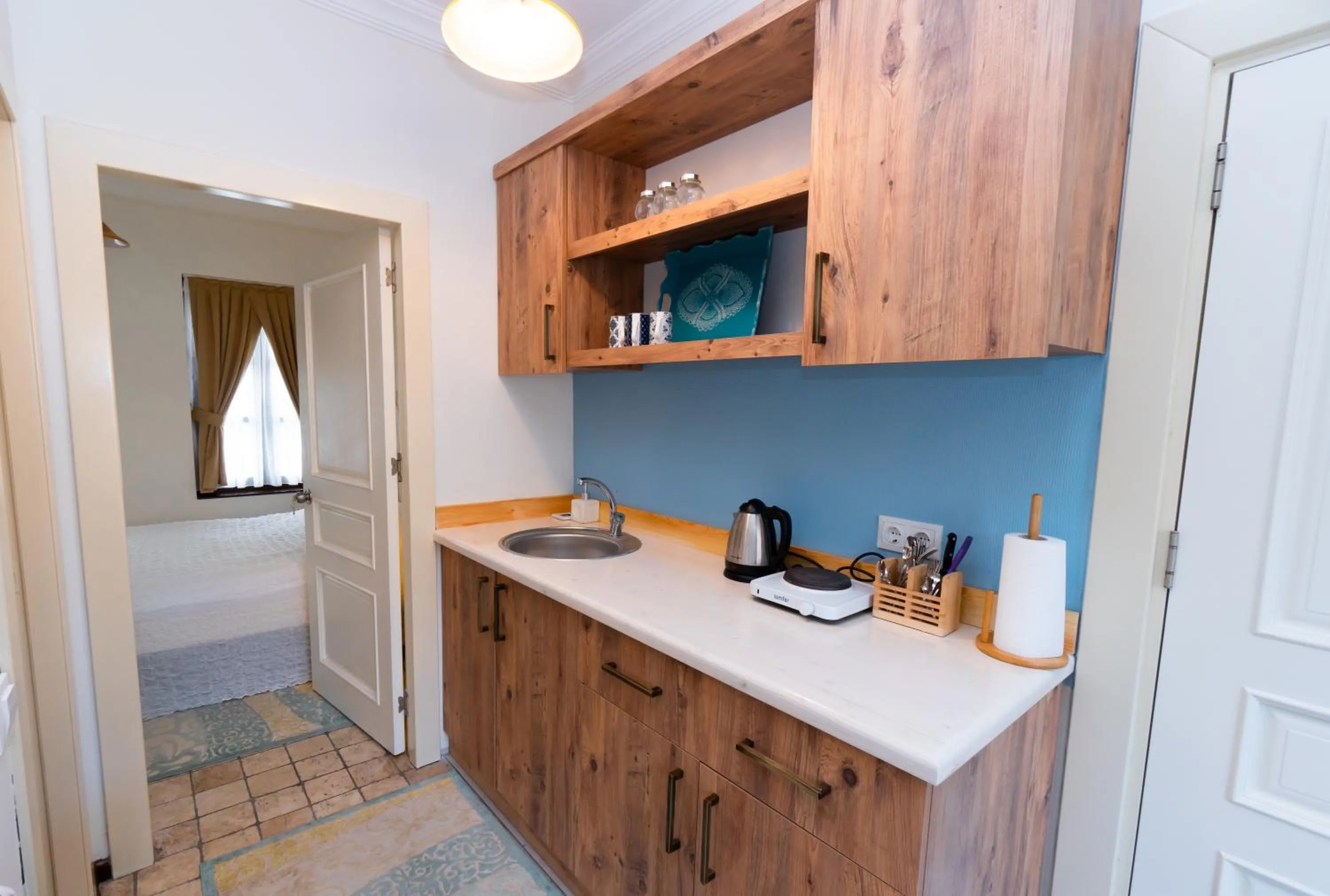 Coffee/tea facilities in The Suite Apart Hotel
