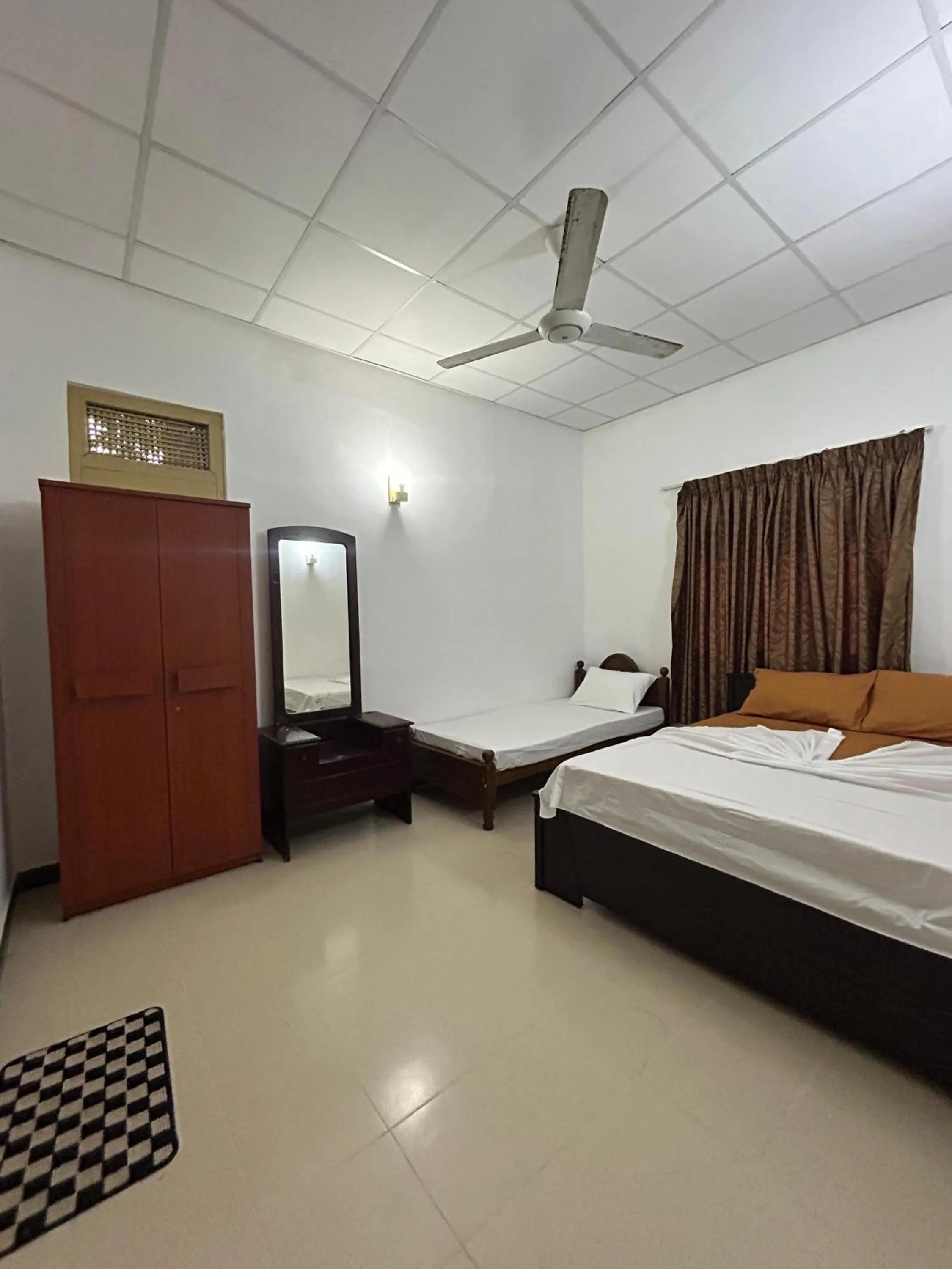 Himo Guest Inn