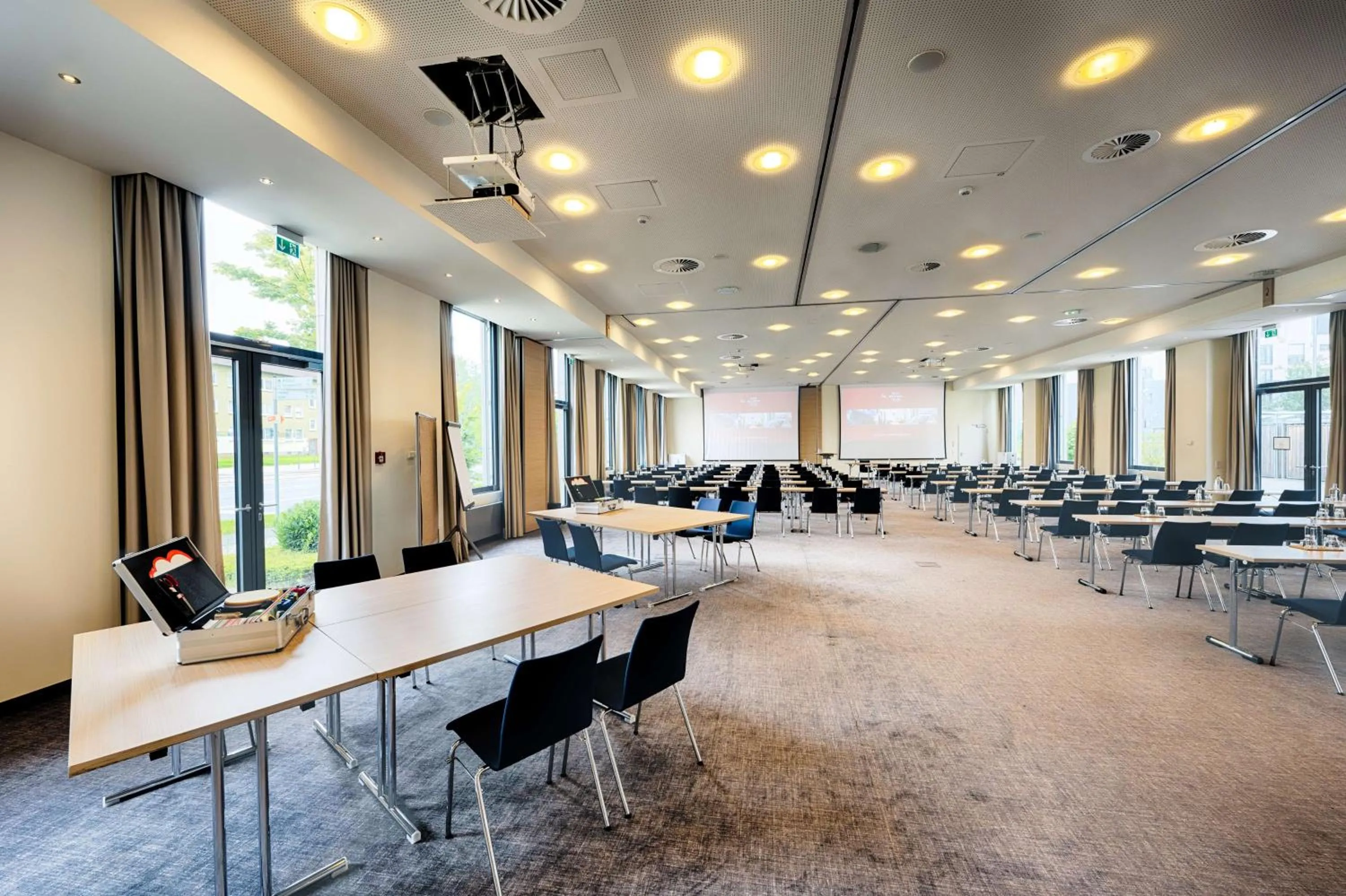 Meeting/conference room in Best Western Plus Welcome Hotel Frankfurt