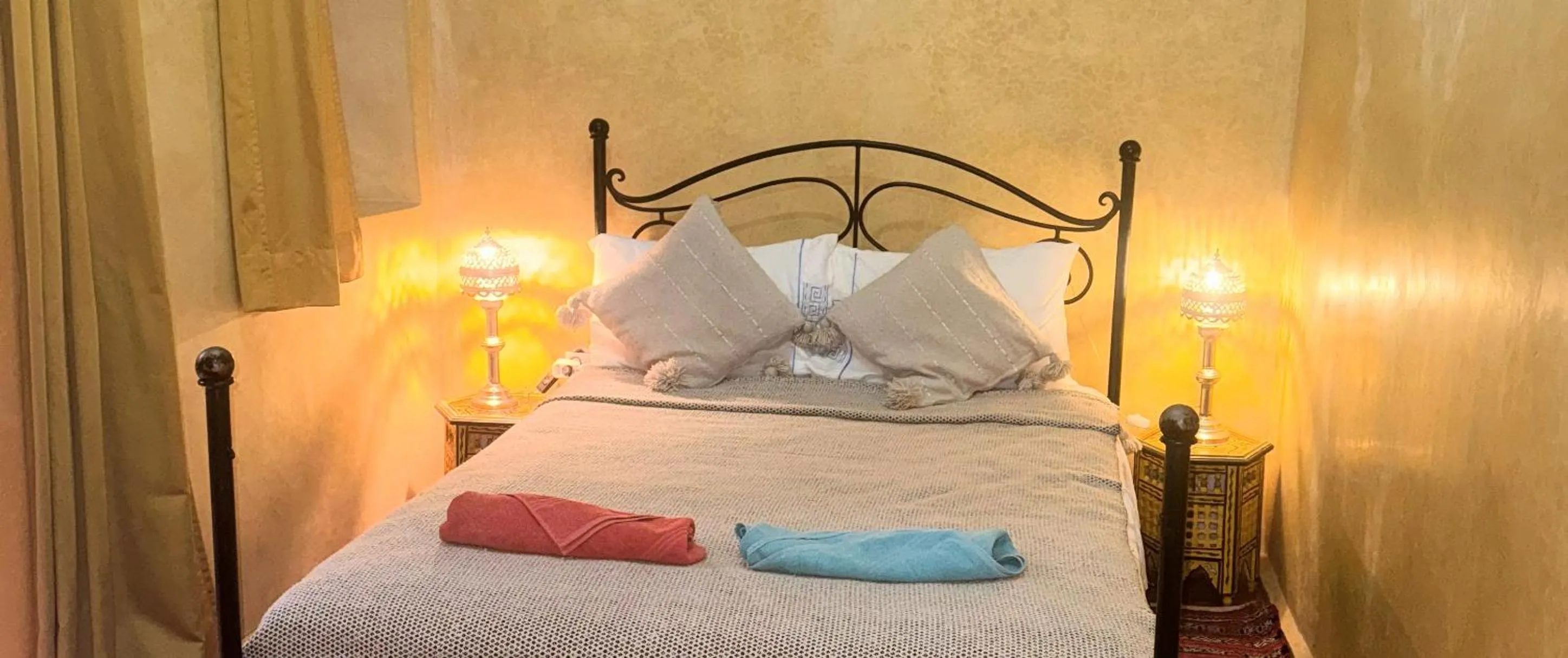 Bed in Riad Essaoussan