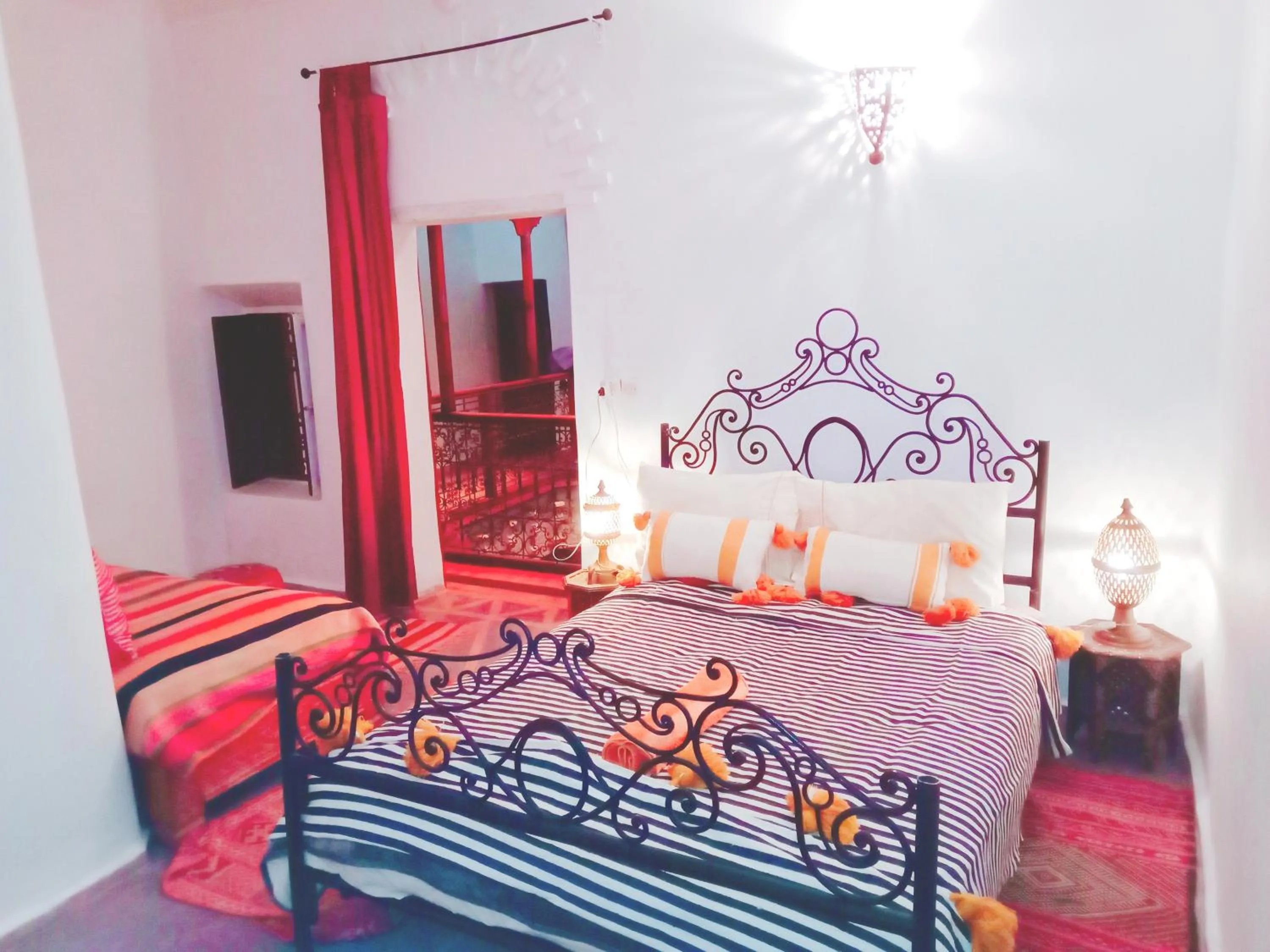 Bed in Riad Essaoussan