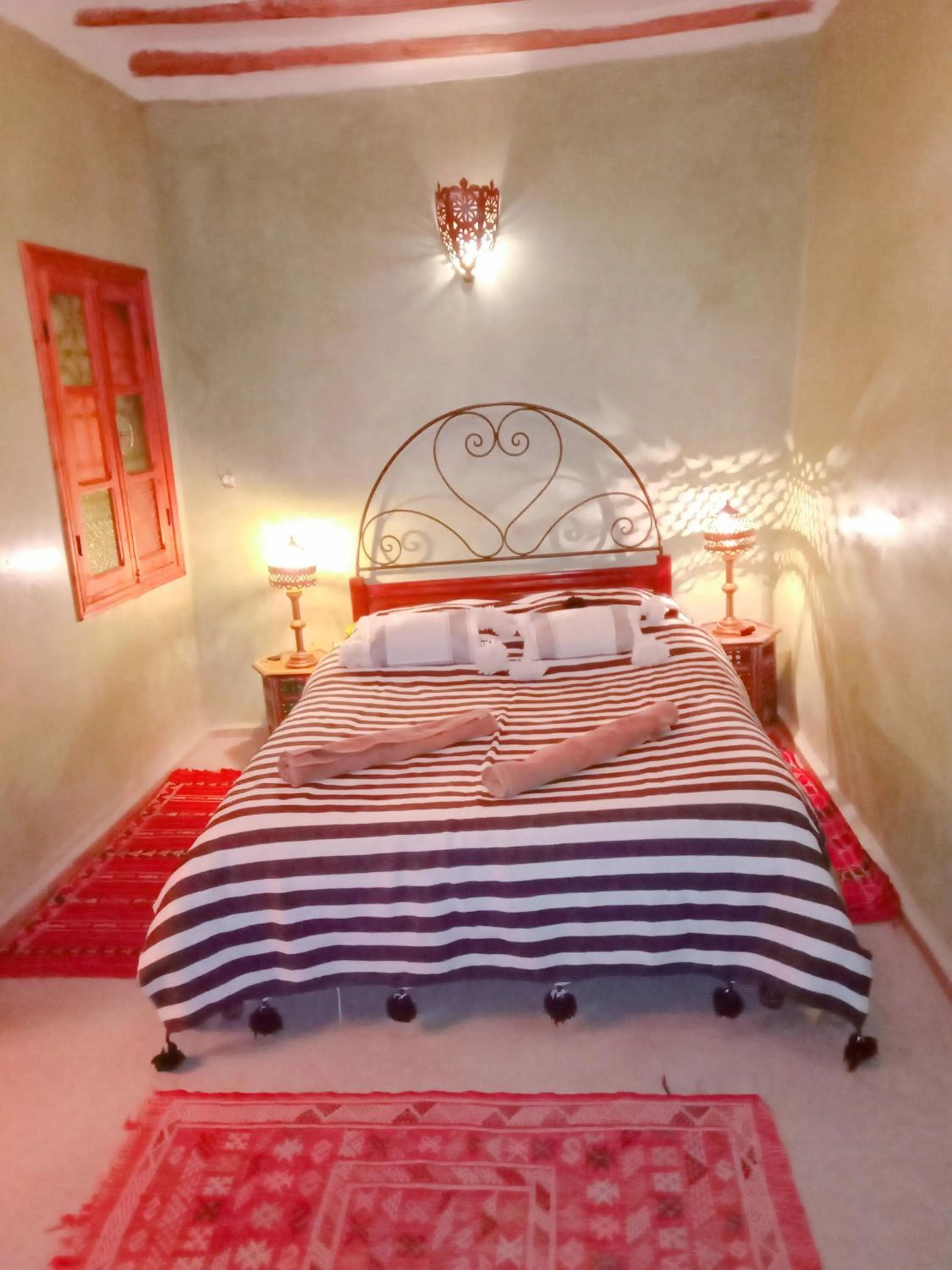 Bed in Riad Essaoussan