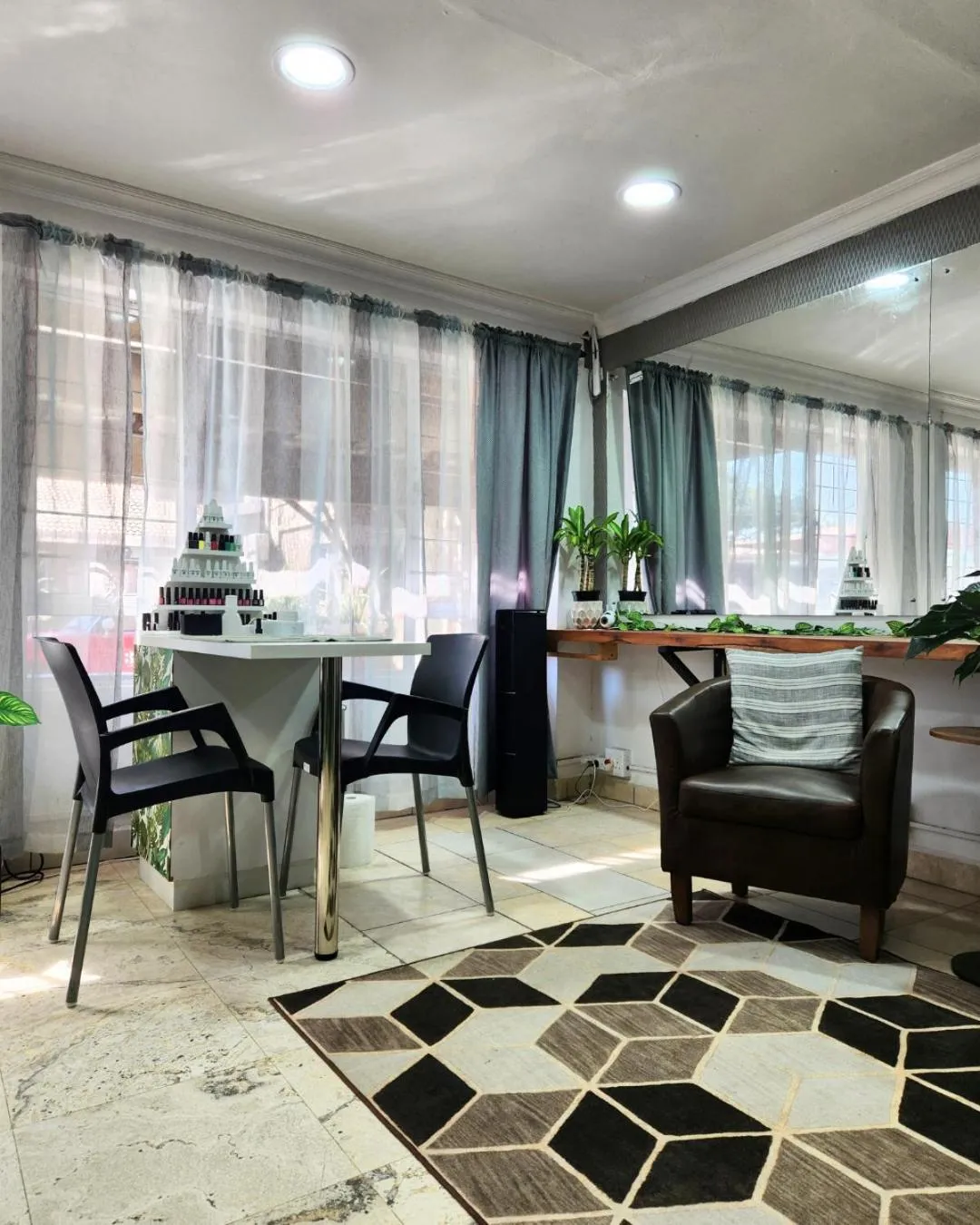 Spa and wellness centre/facilities in 305 Guest House