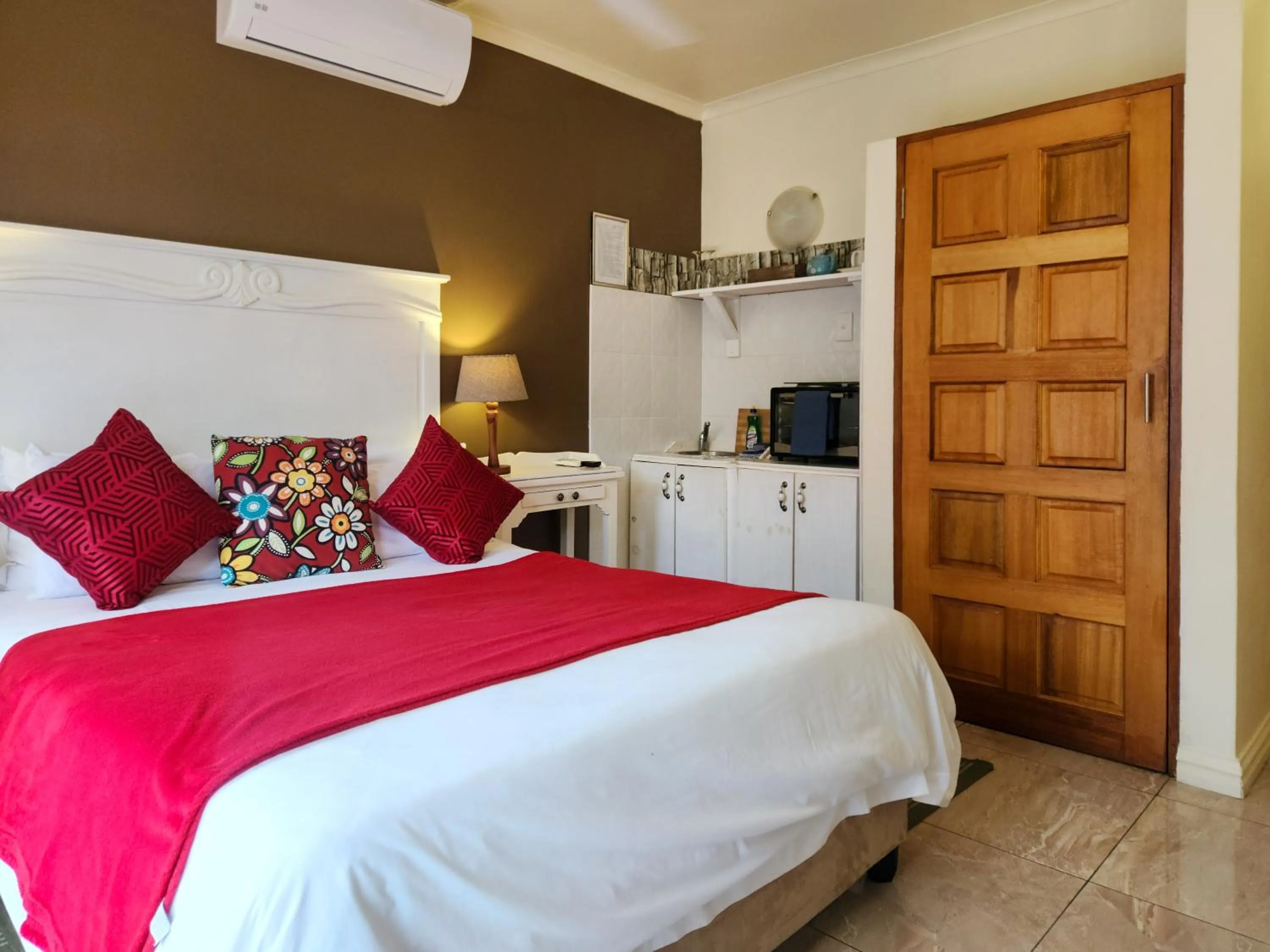 Bedroom, Bed in 305 Guest House