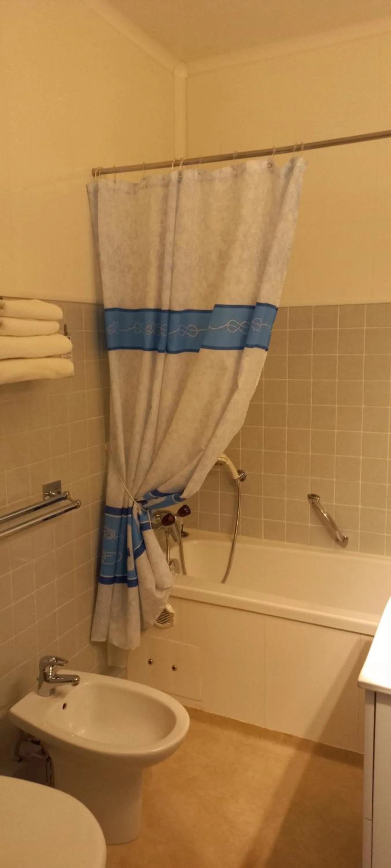 Bathroom in Hotel Montsegur