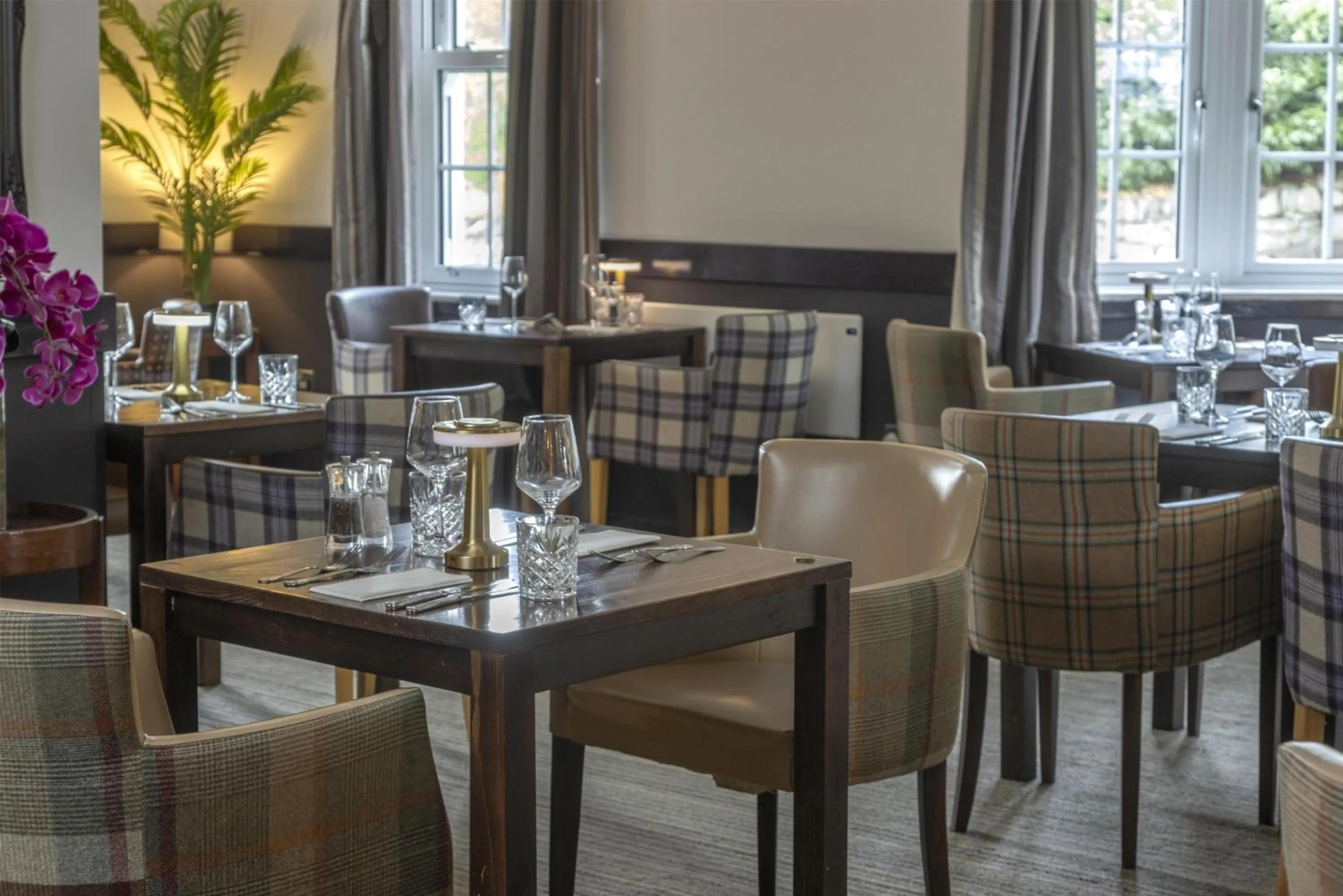 Restaurant/places to eat in Buchanan Arms Hotel & Leisure, Sure Hotel Collection