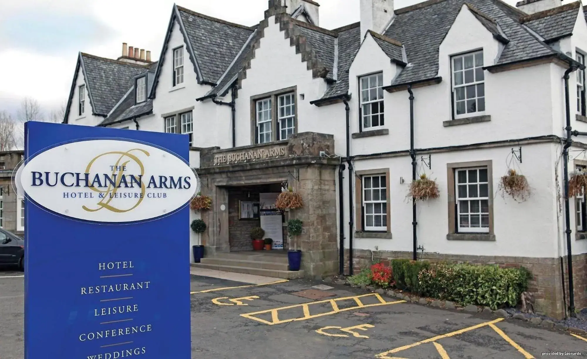 Property building in Buchanan Arms Hotel & Leisure, Sure Hotel Collection Property building in Buchanan Arms Hotel & Leisure, Sure Hotel Collection