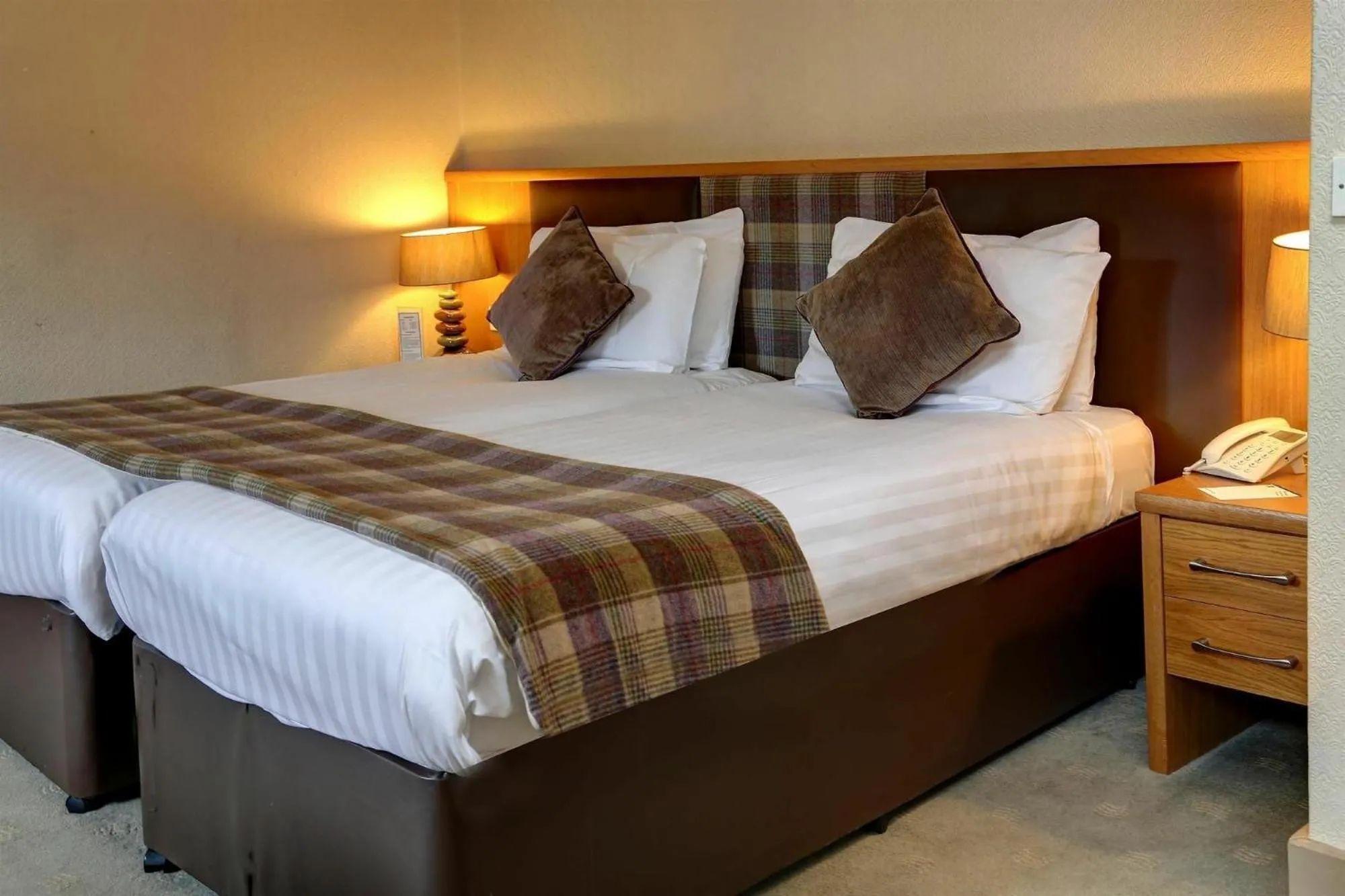 Twin Guest Room  in Buchanan Arms Hotel & Leisure, Sure Hotel Collection