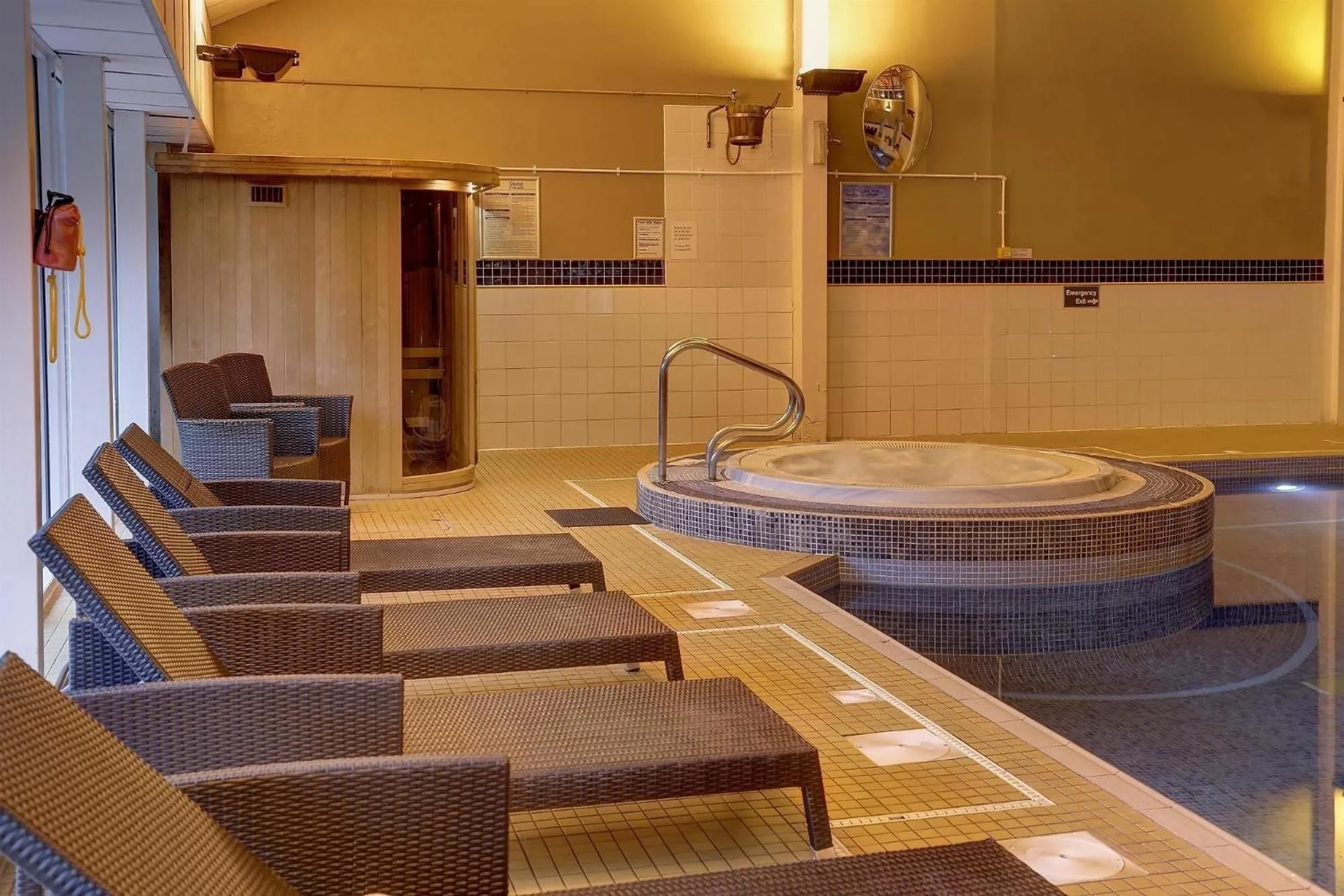 Swimming pool in Buchanan Arms Hotel & Leisure, Sure Hotel Collection