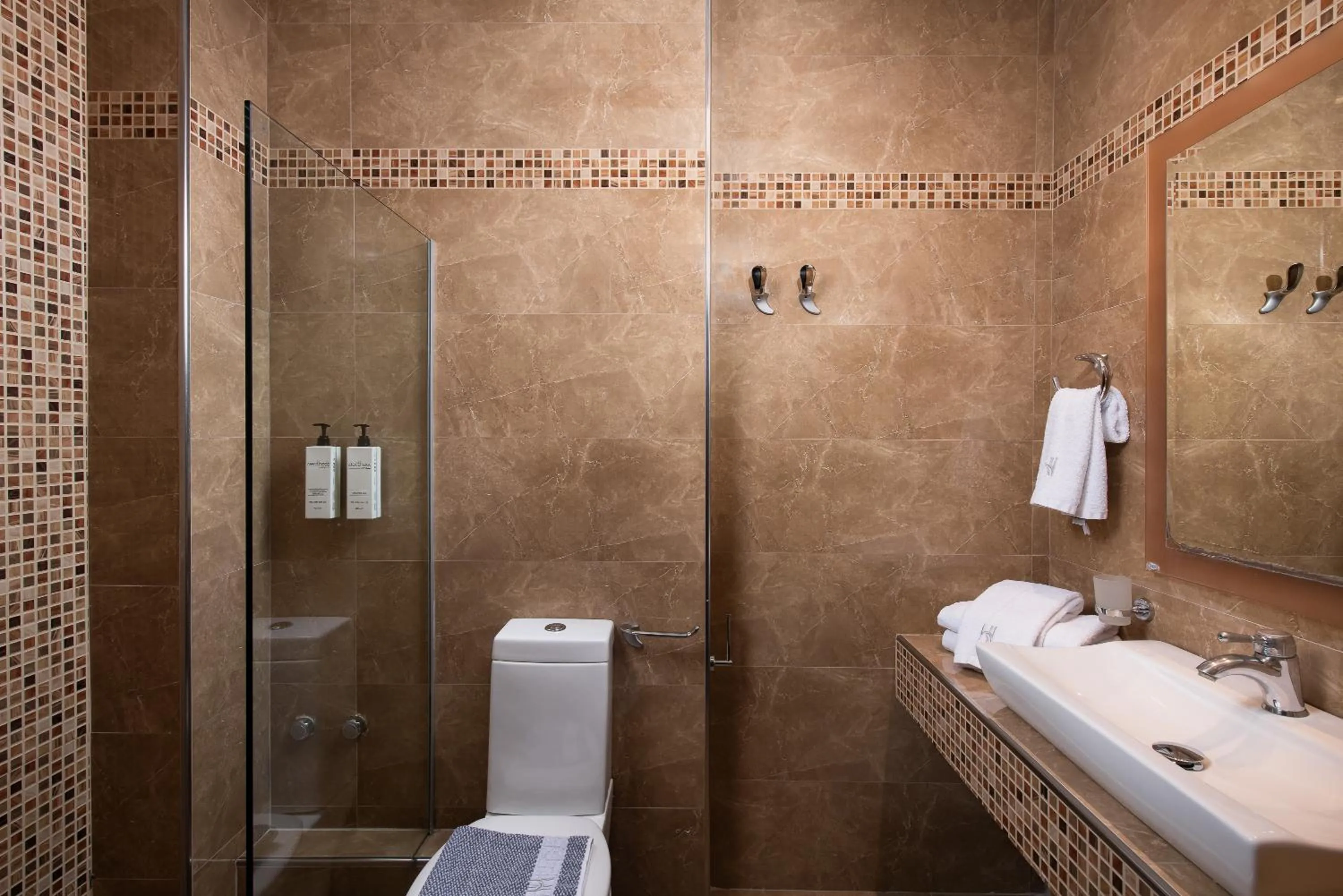 Heaven Hotel Thessaloniki Airport