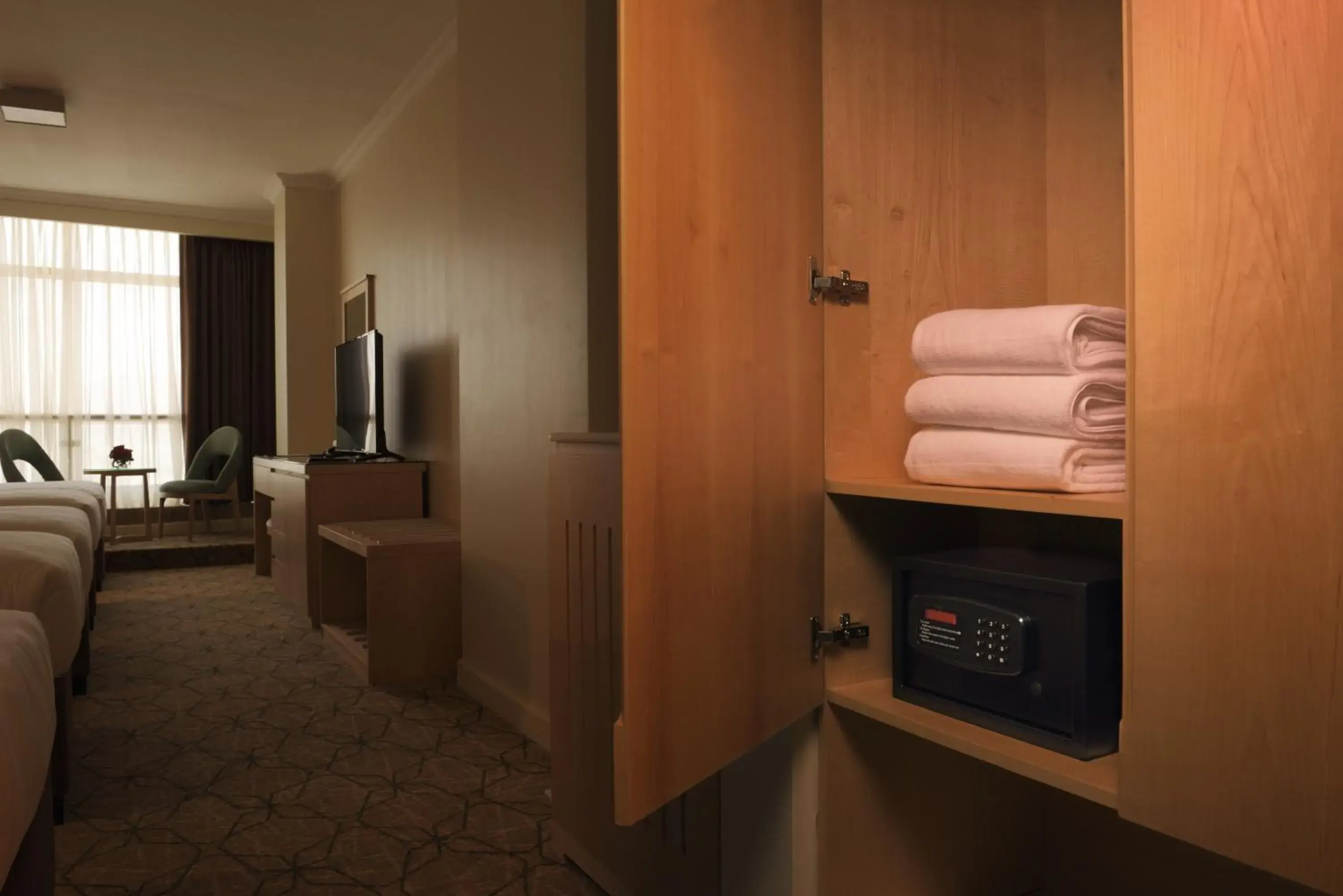 TV and multimedia, Bed in SAJA By Warwick Madinah Hotel TV and multimedia, Bed in SAJA By Warwick Madinah Hotel