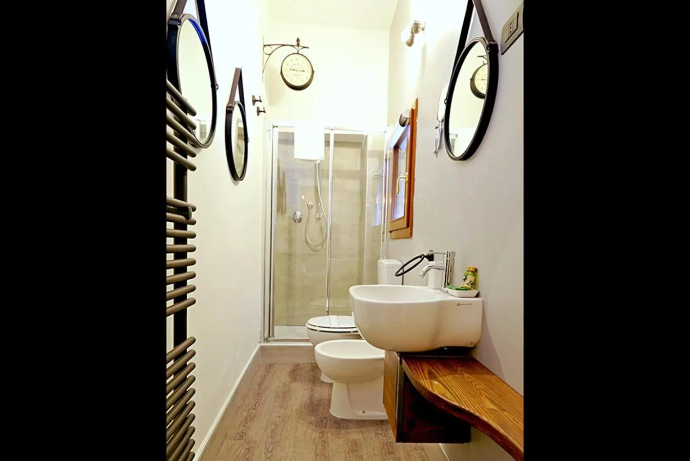 Steam House Room & Breakfast