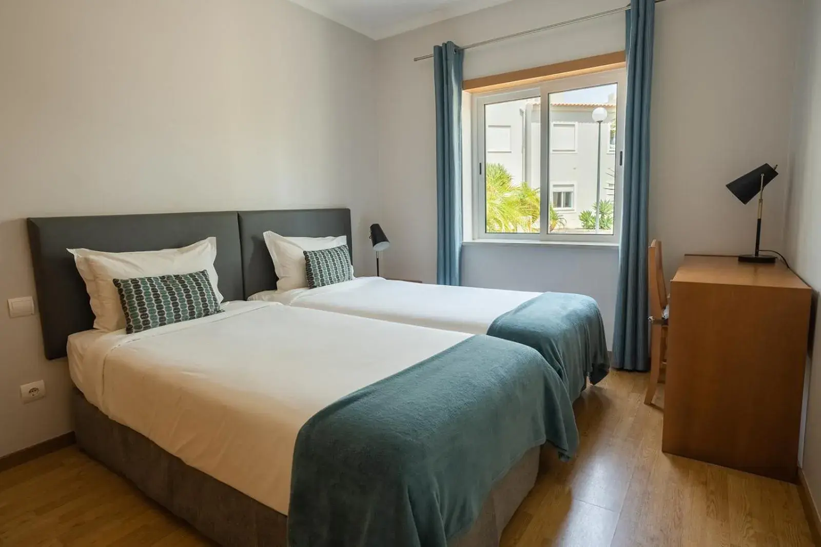 Three-Bedroom Apartment in Placid Village Three-Bedroom Apartment in Placid Village