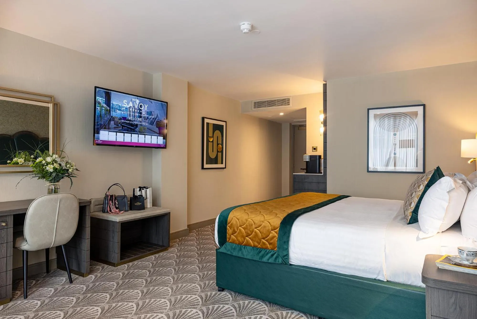 Bedroom, Bed in The Savoy Hotel