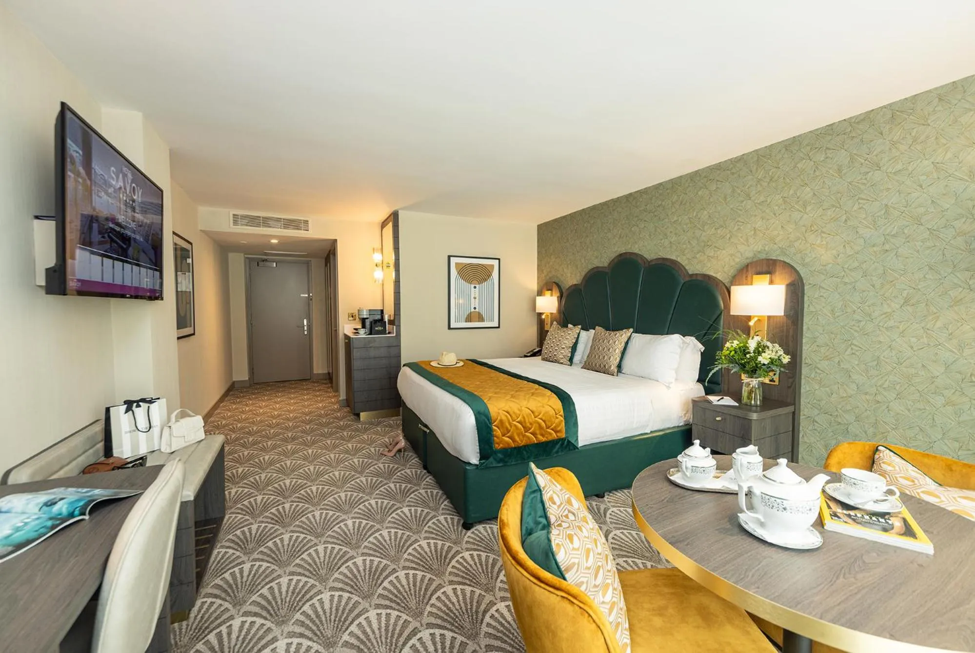 Bedroom, Bed in The Savoy Hotel