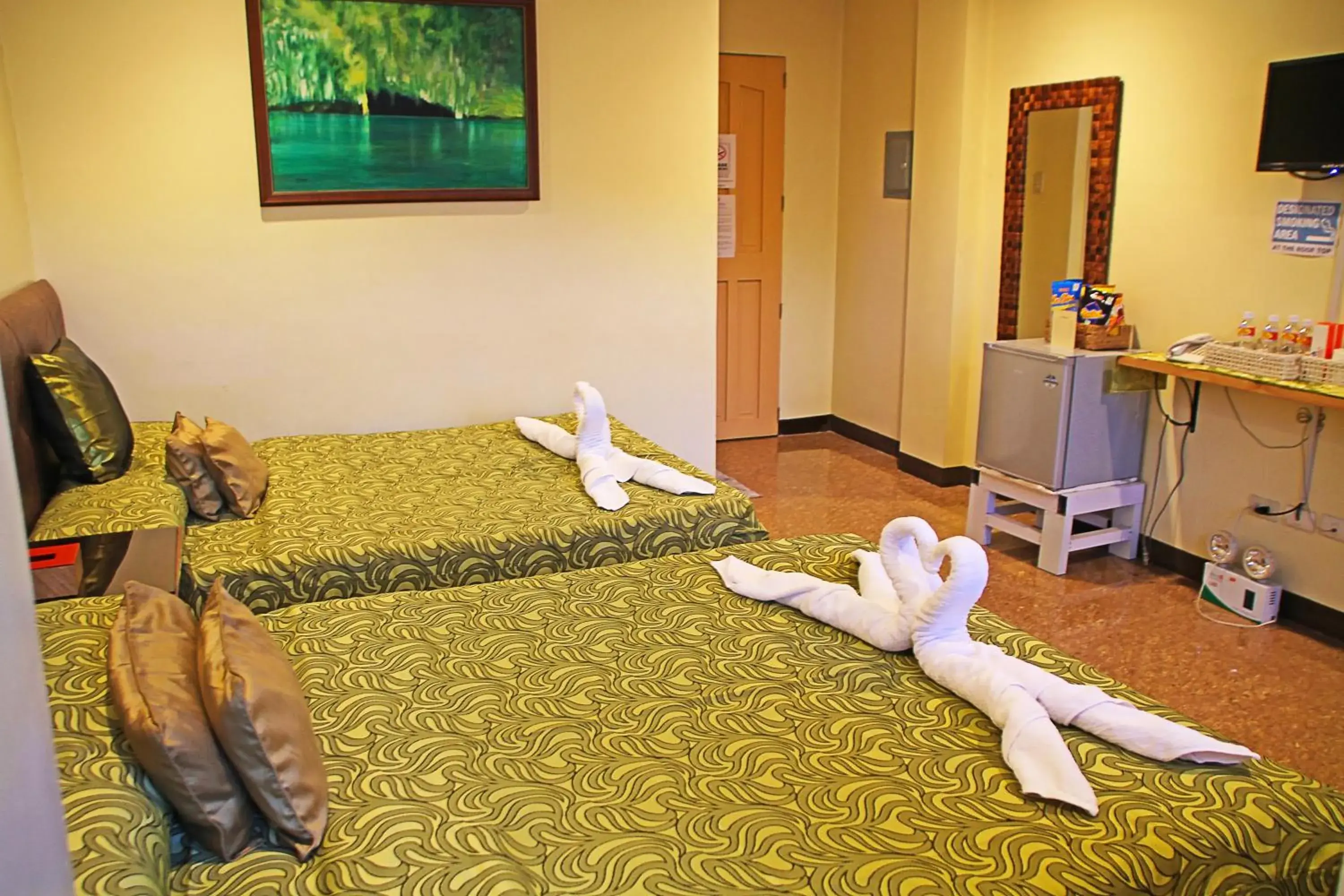 Bed in Fj Manila Hotel Bed in Fj Manila Hotel