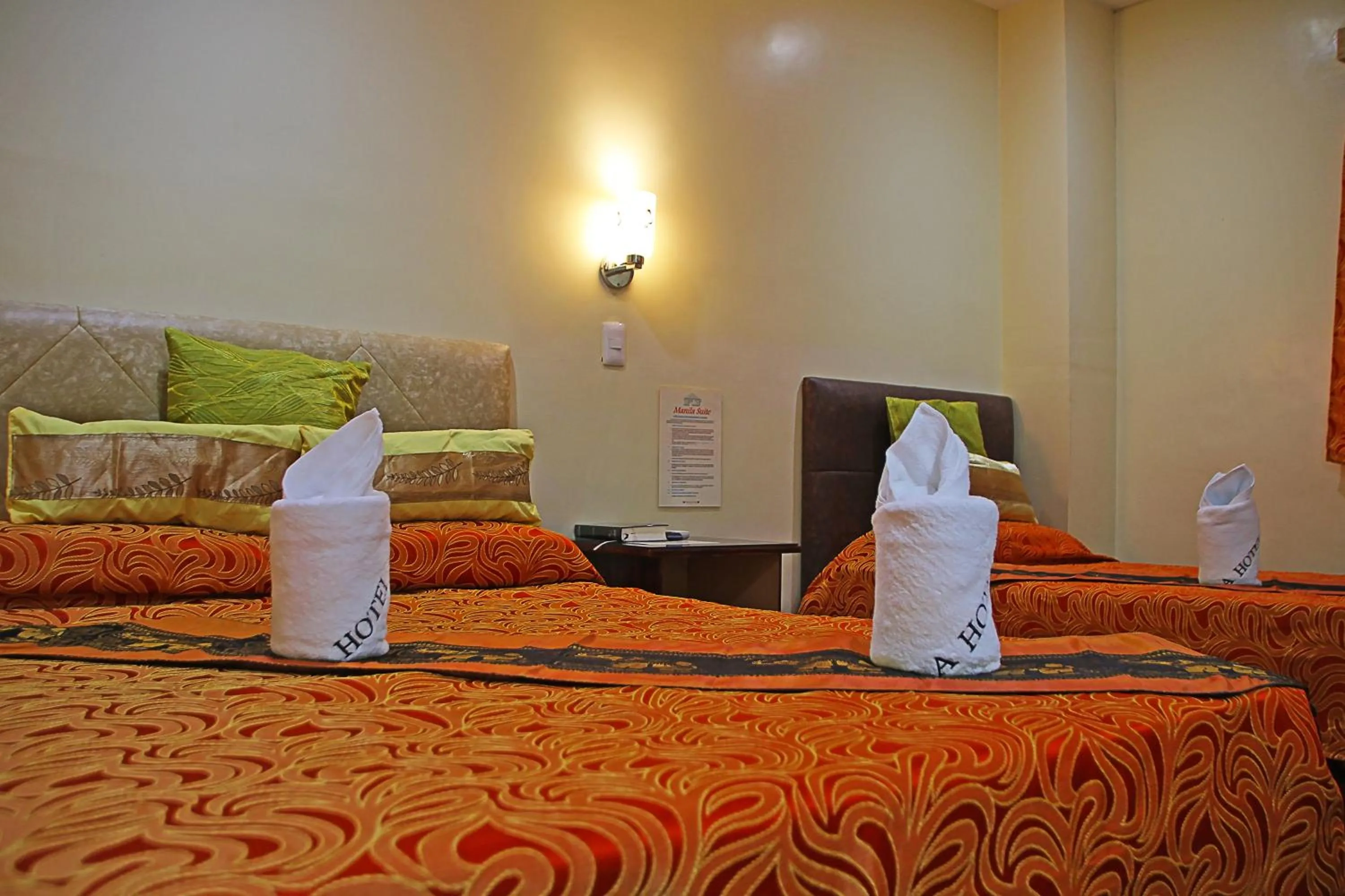 Bedroom, Bed in Fj Manila Hotel