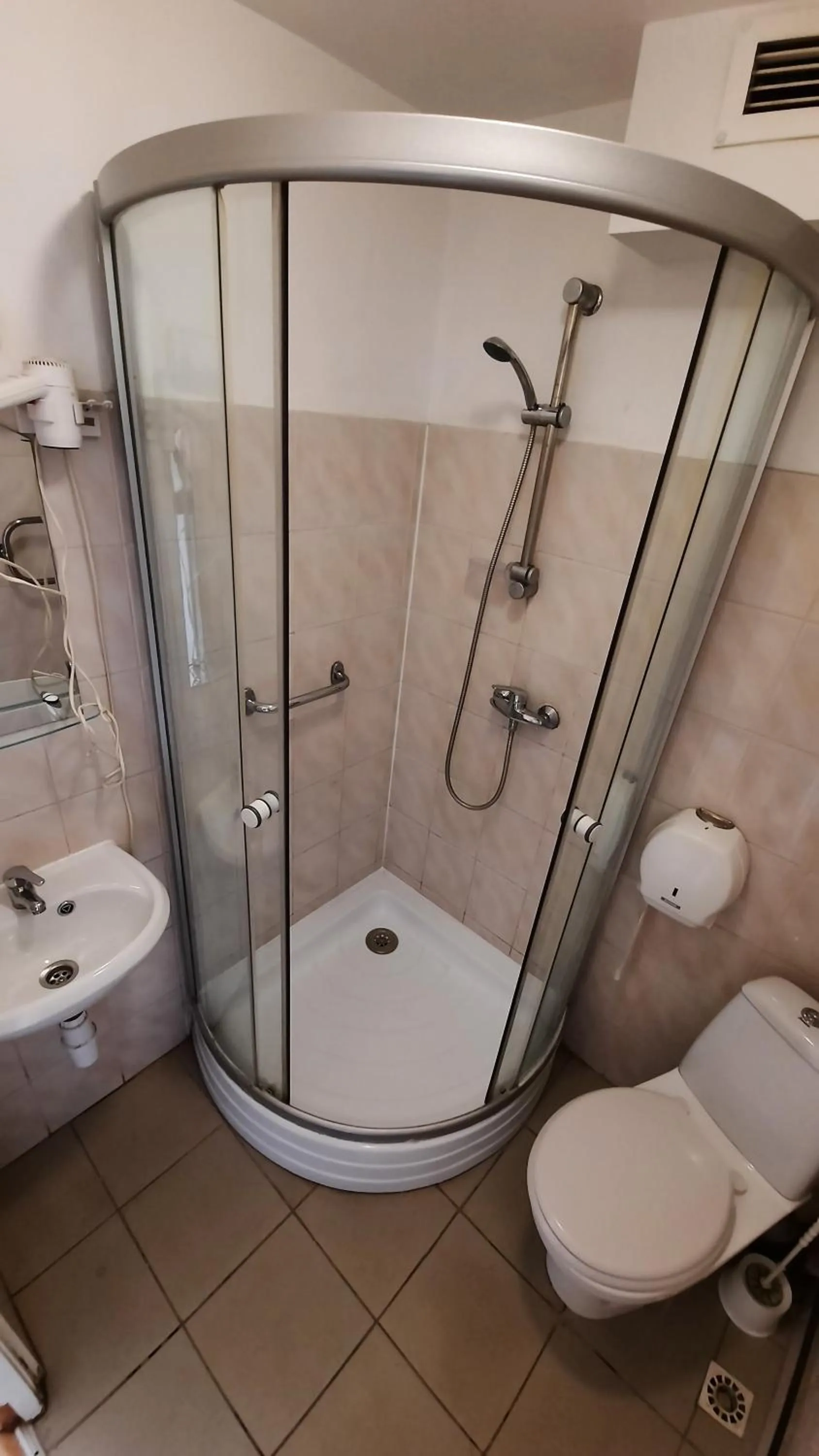 Bathroom in Apart Hotel Tomo FREE PARKING