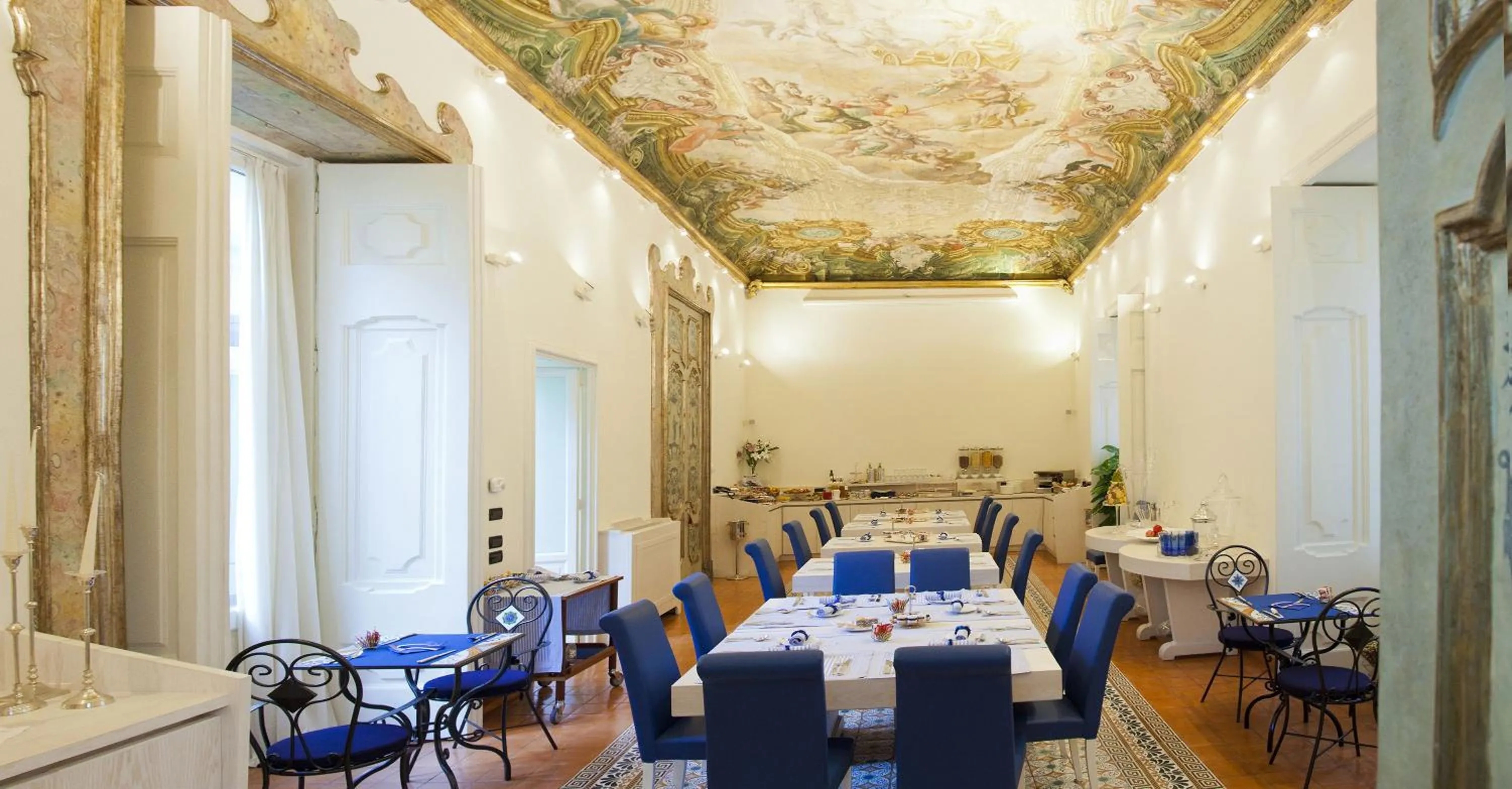 Lounge or bar in Maison Tofani