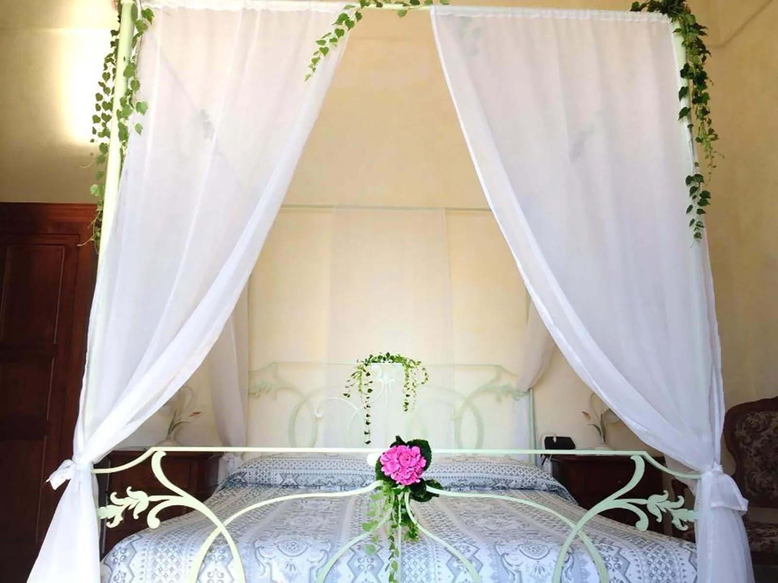 Bed in L'Antico Borgo Dei Limoni