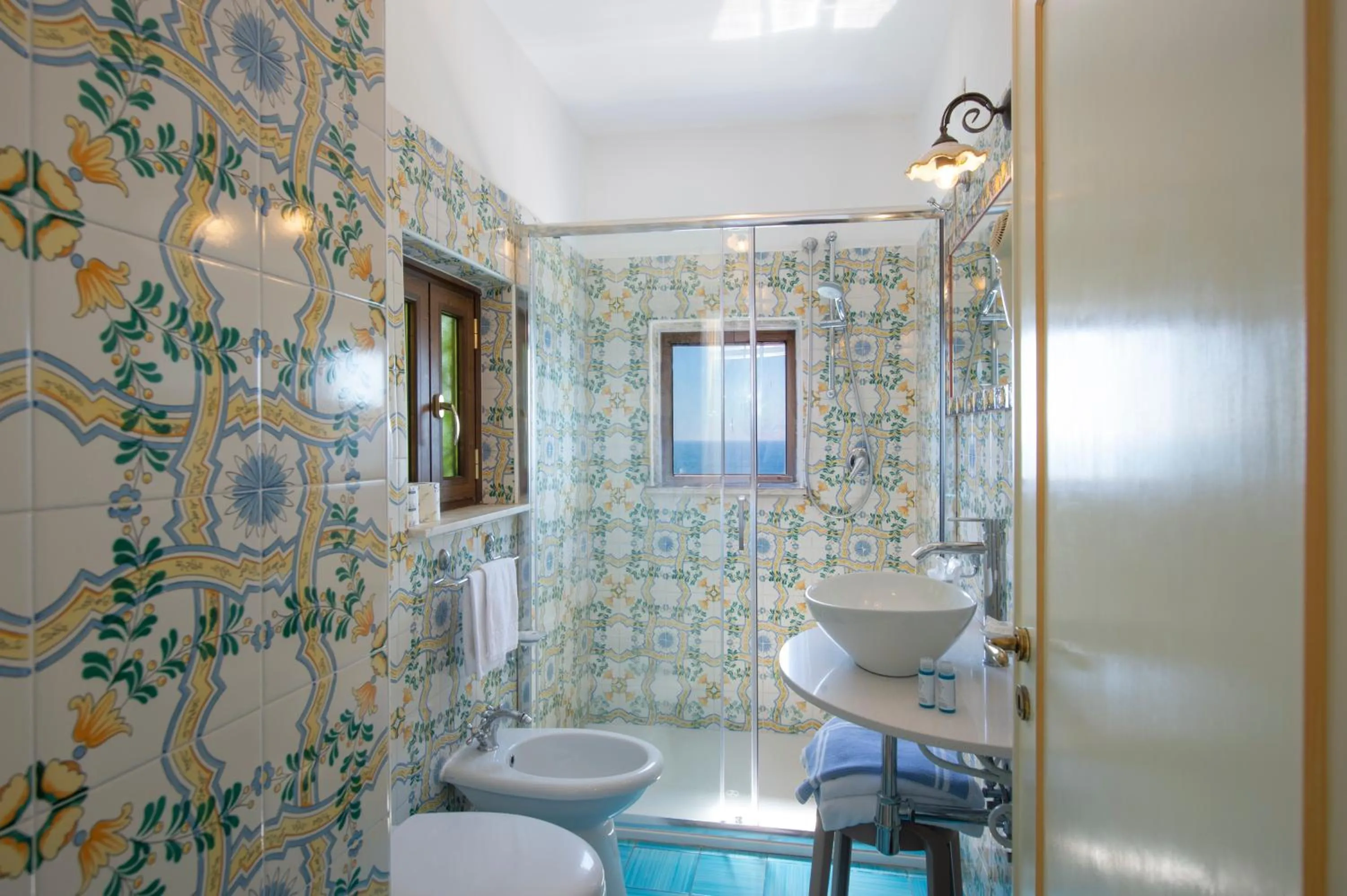 Shower in Hotel Costa Diva