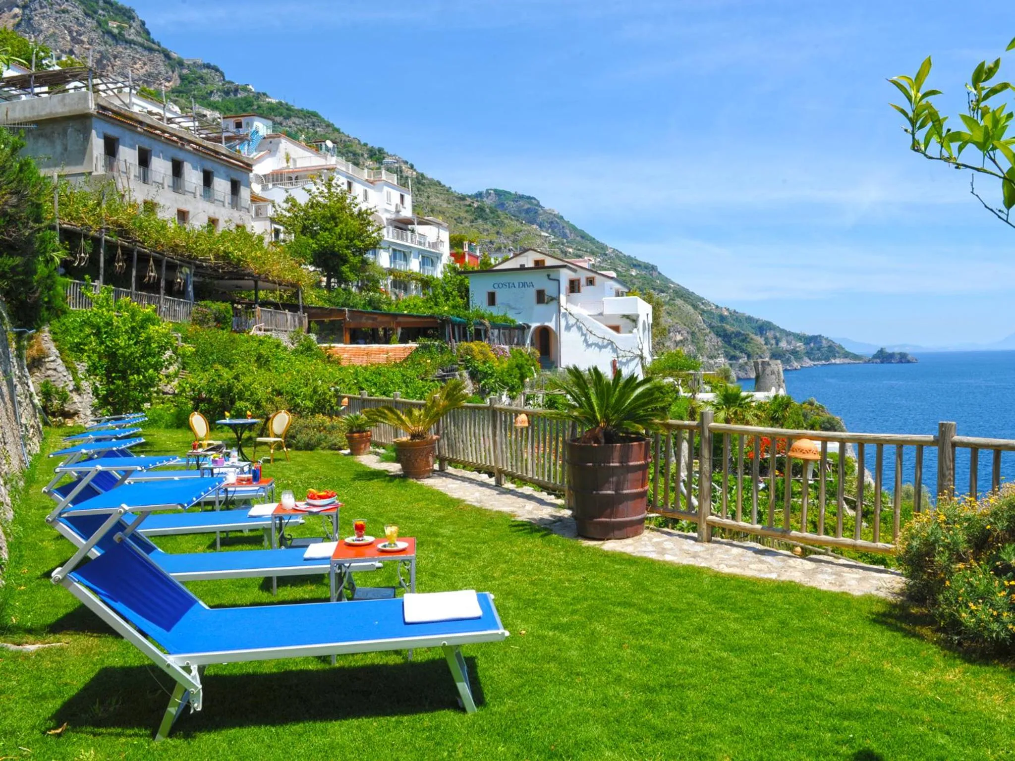 Garden in Hotel Costa Diva