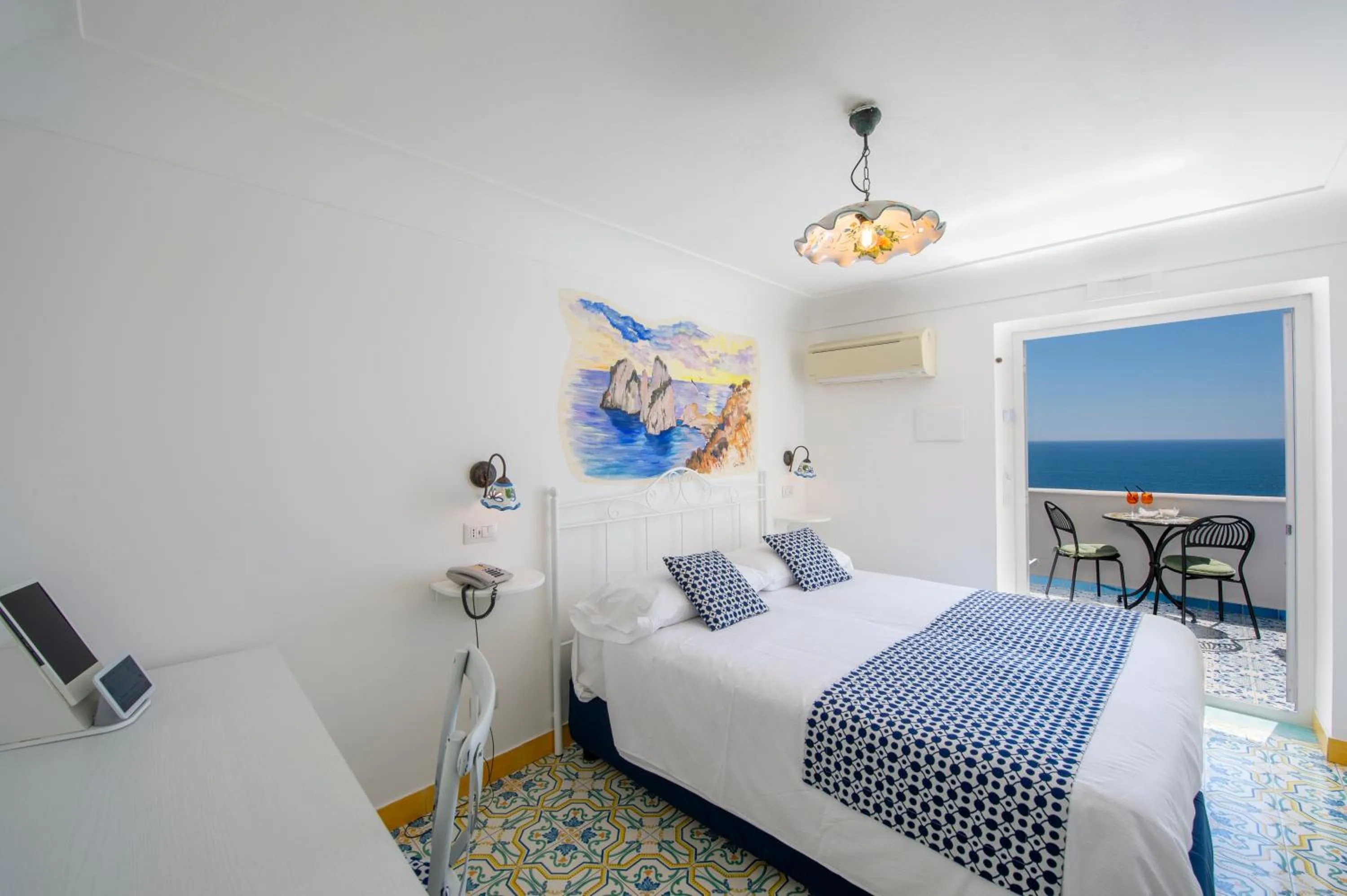 Bed in Hotel Costa Diva