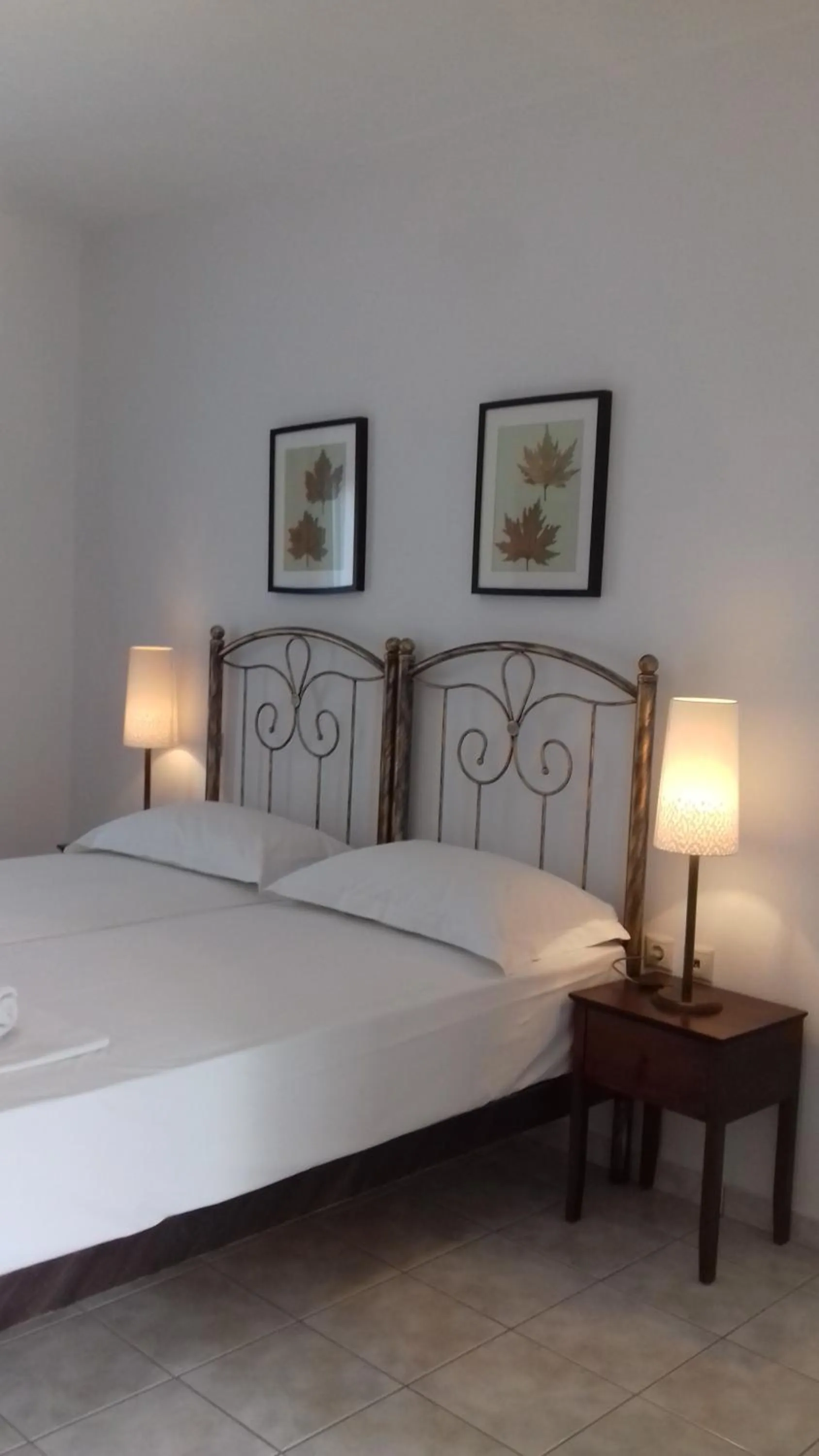 Bedroom, Bed in Aegean Blue Studios